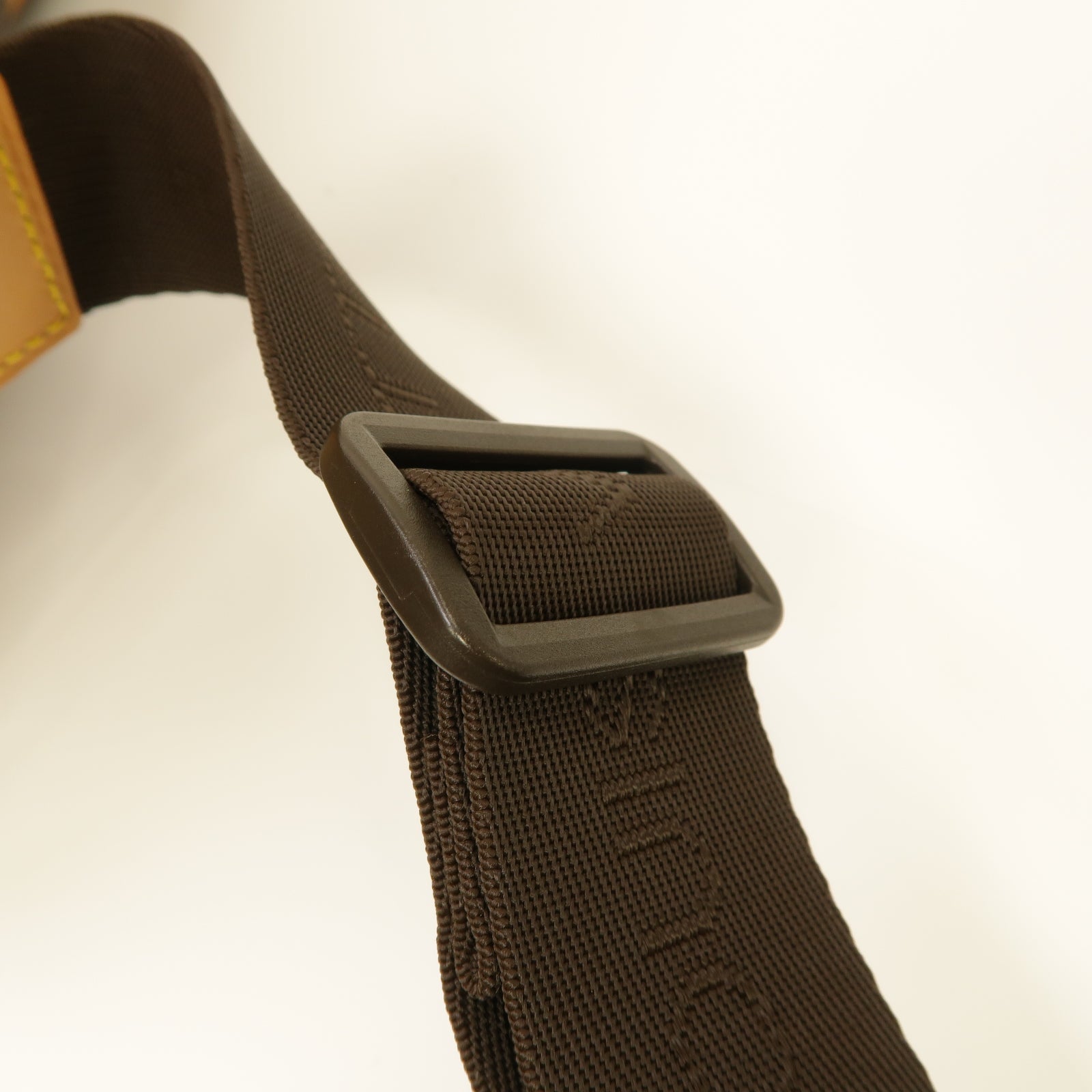 LOUIS VUITTON Monogram Valmy MM Shoulder Bag金扣肩背袋