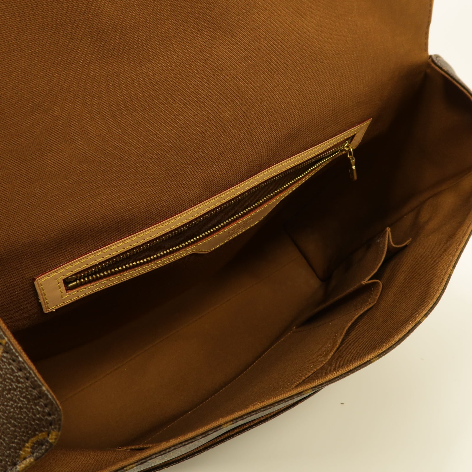 LOUIS VUITTON Monogram Valmy MM Shoulder Bag金扣肩背袋