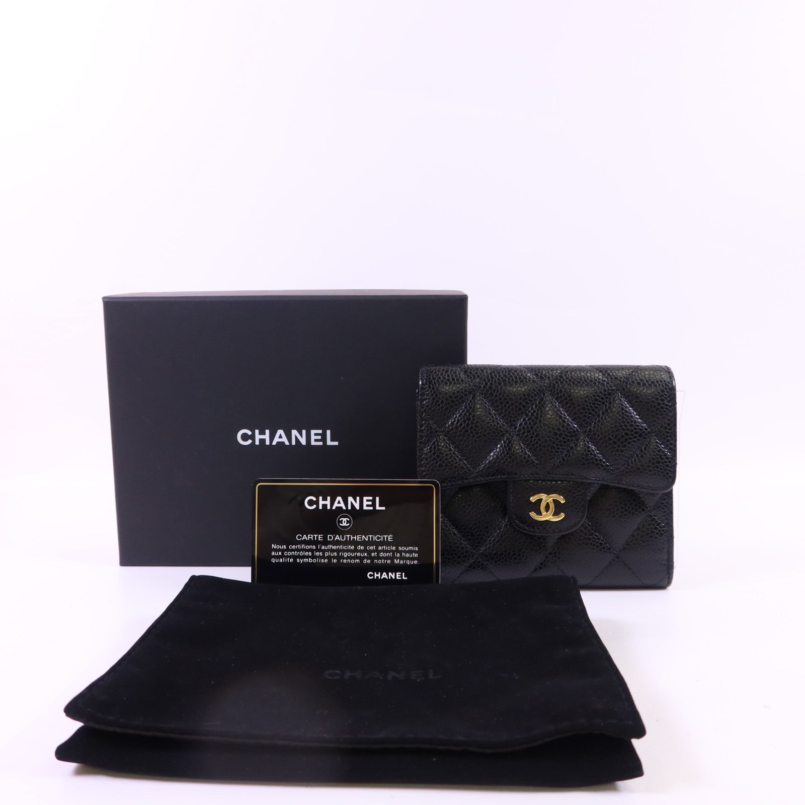 CHANEL 牛皮皮革Wallet金扣錢包