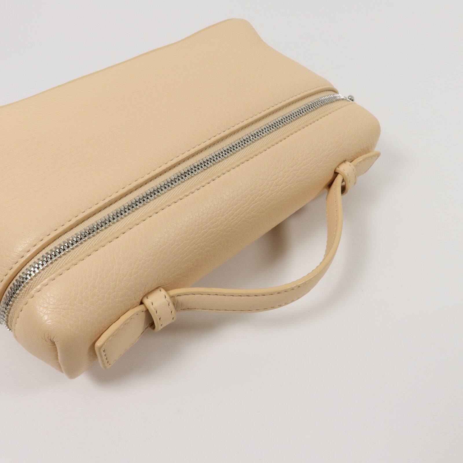 Loro Piana 牛皮皮革Extra Pocket L19手挽肩背兩用袋