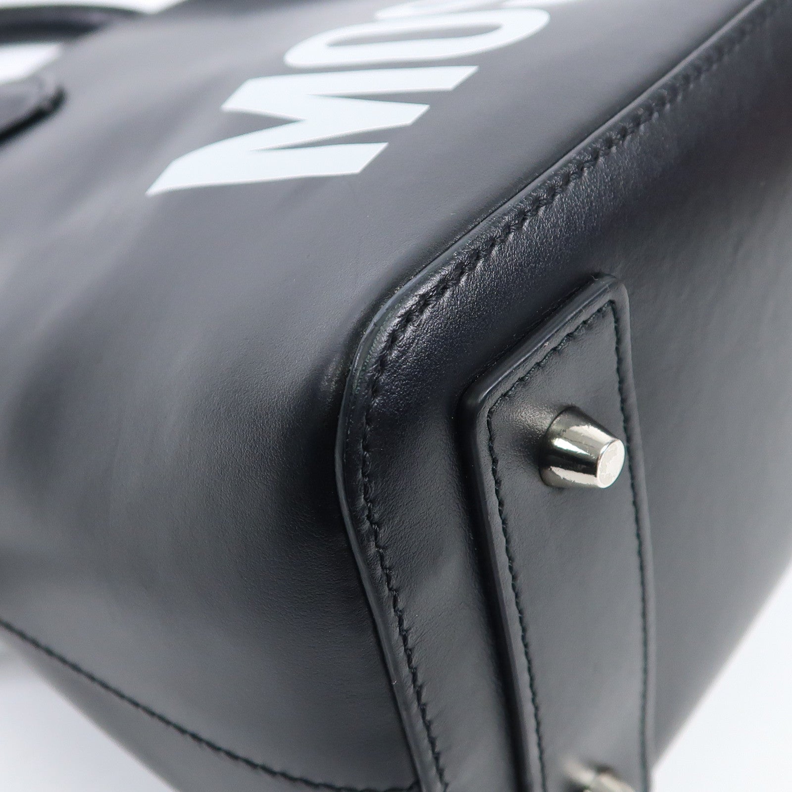 MOSCHINO 牛皮皮革2 Way Bag銀扣手挽肩背兩用袋