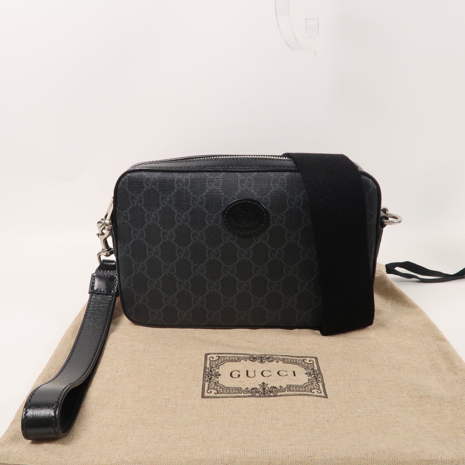 GUCCI 【激減優惠】帆布Interlocking G銀扣肩背袋黑色