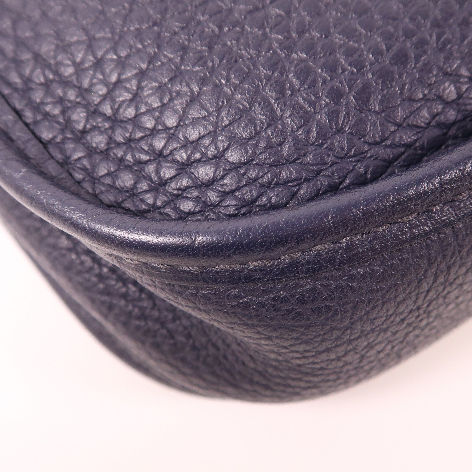 HERMES Clemence皮革Evelyne TPM金扣肩背袋Bleu Nuit