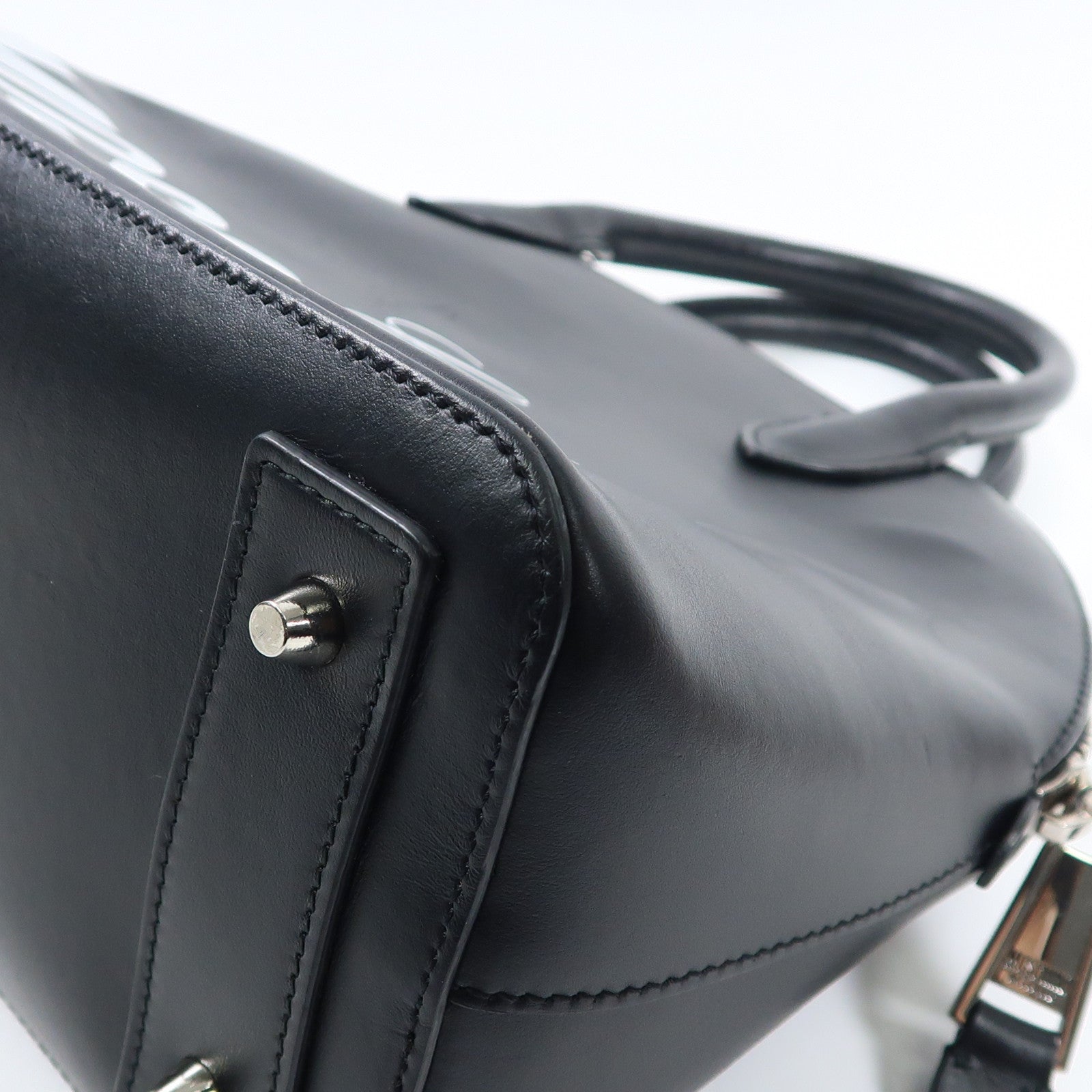 MOSCHINO 牛皮皮革2 Way Bag銀扣手挽肩背兩用袋