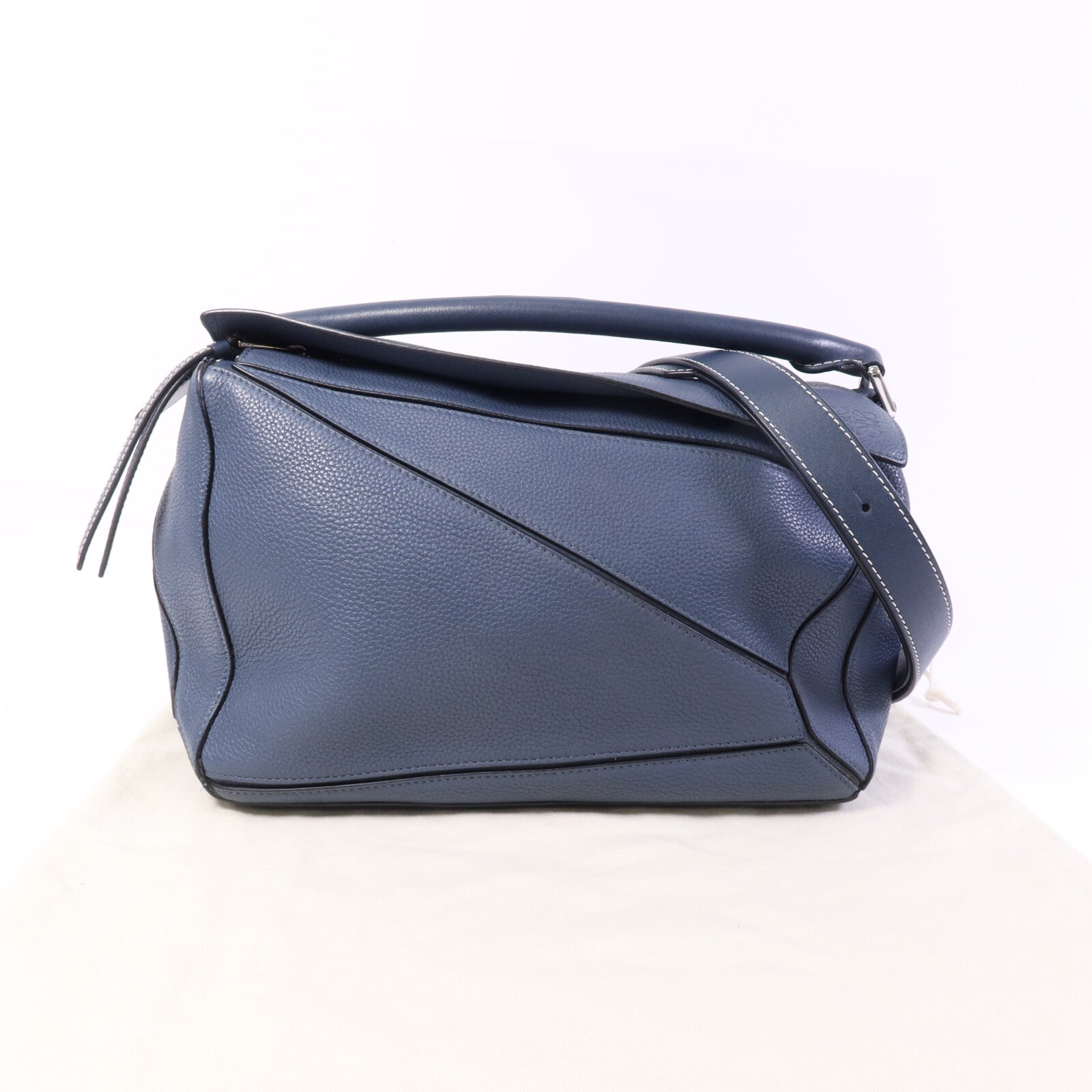 LOEWE 牛皮皮革Puzzle Medium銀扣手挽肩背兩用袋