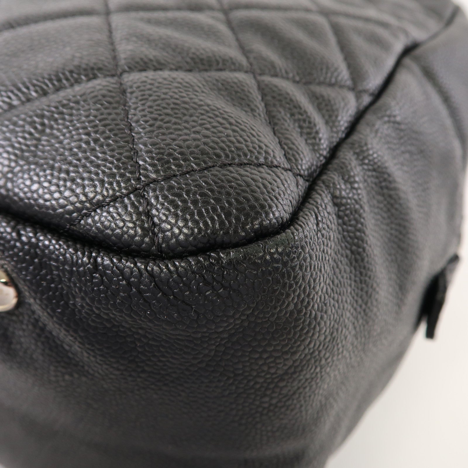 CHANEL 菱格Caviar皮革Chain Shoulder銀扣鏈帶肩背袋黑色