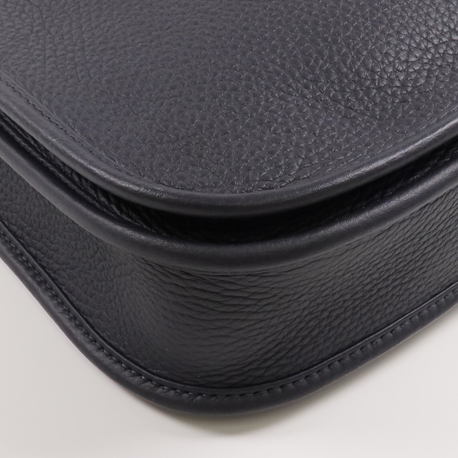 HERMES Clemence皮革Evelyne 23銀扣肩背袋Caban