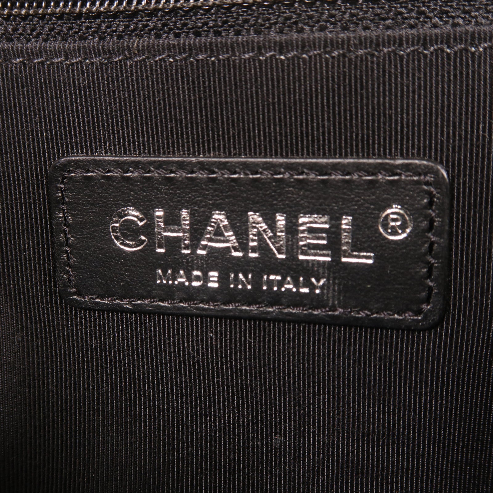 CHANEL 牛皮皮革Matelasse Small Flap Chain鏈帶肩背袋白色