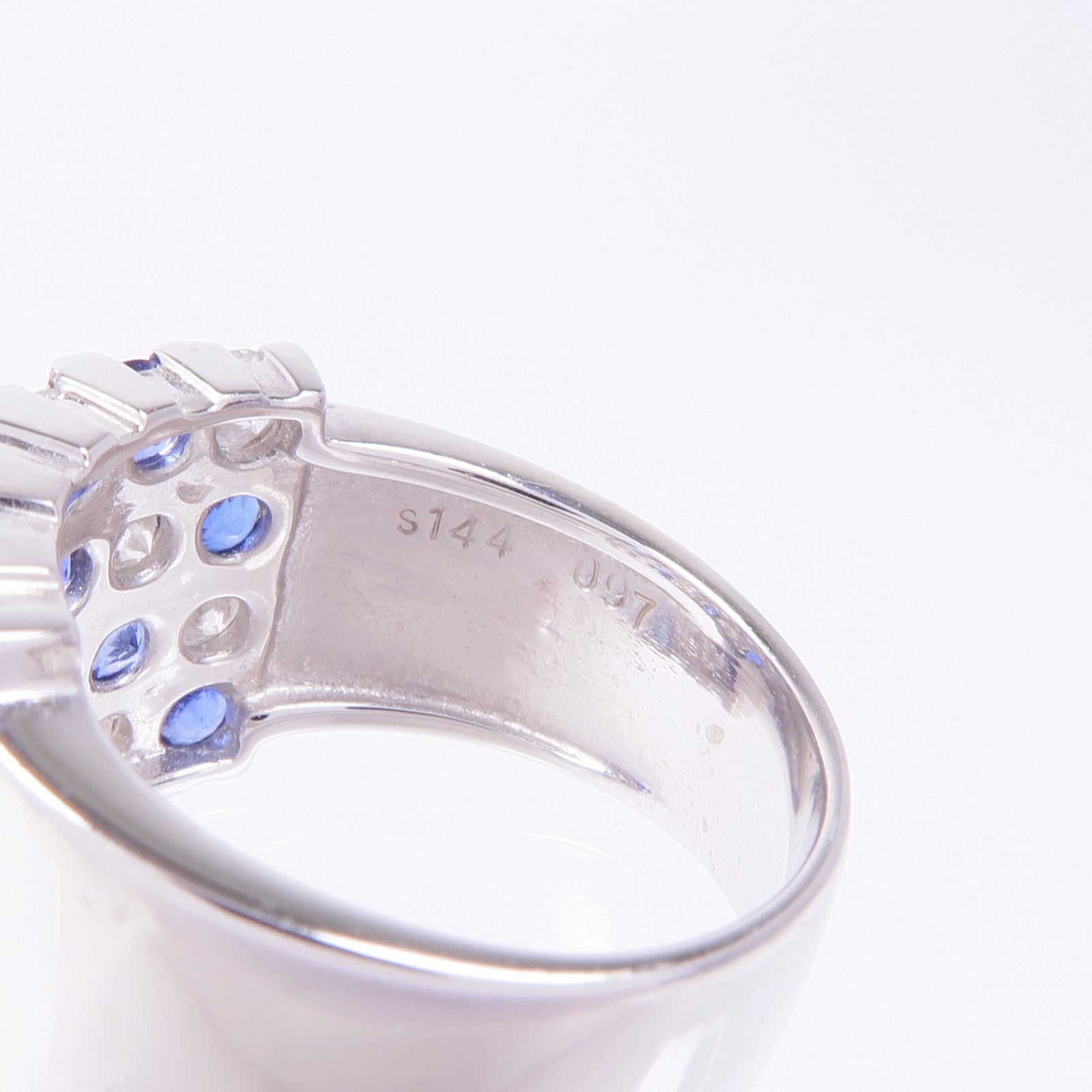 JEWELRY 【激減優惠】18K白金Sapphire Diamond Ring藍寶石/鑽石戒指US#5.75