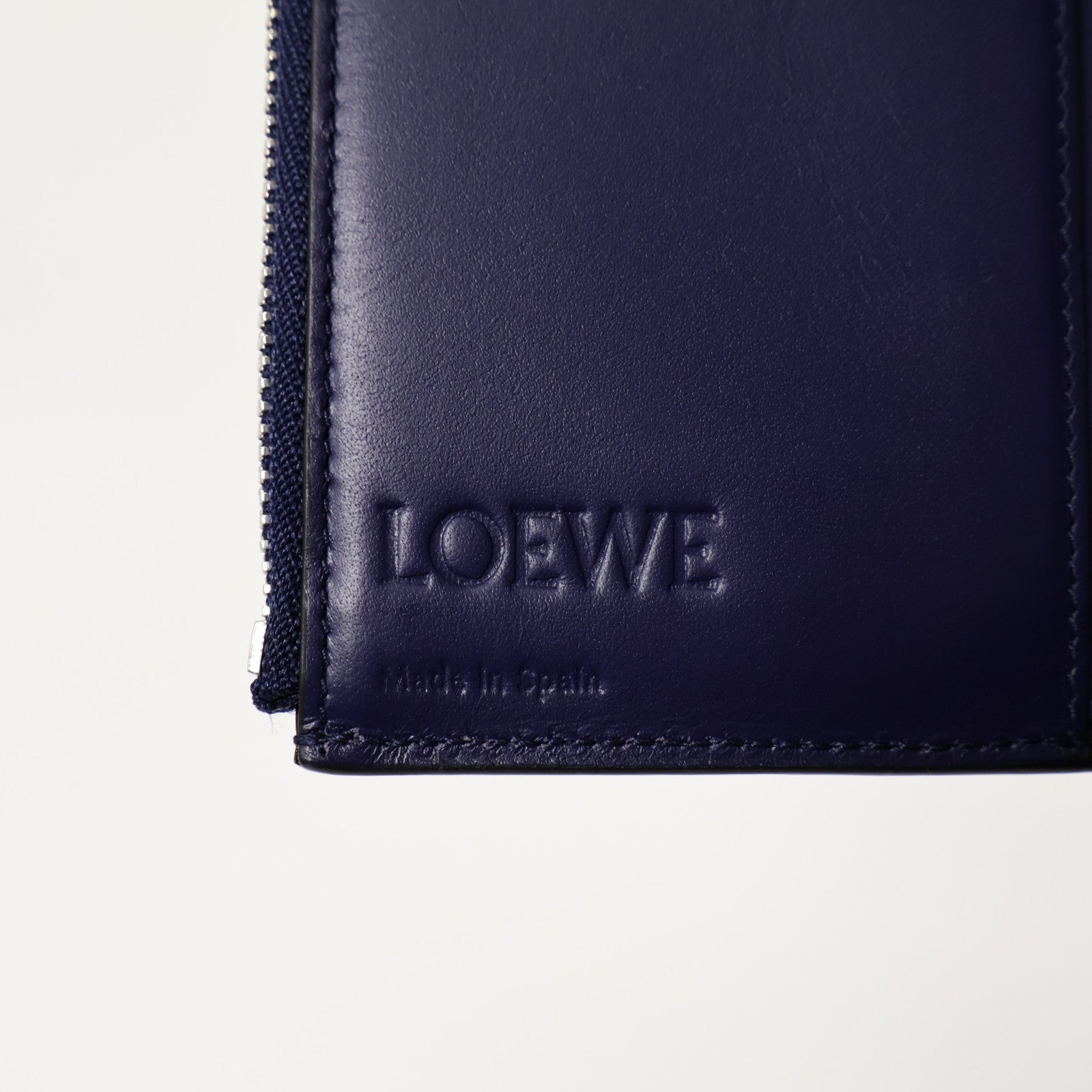 LOEWE 牛皮皮革Trifold Wallet錢包