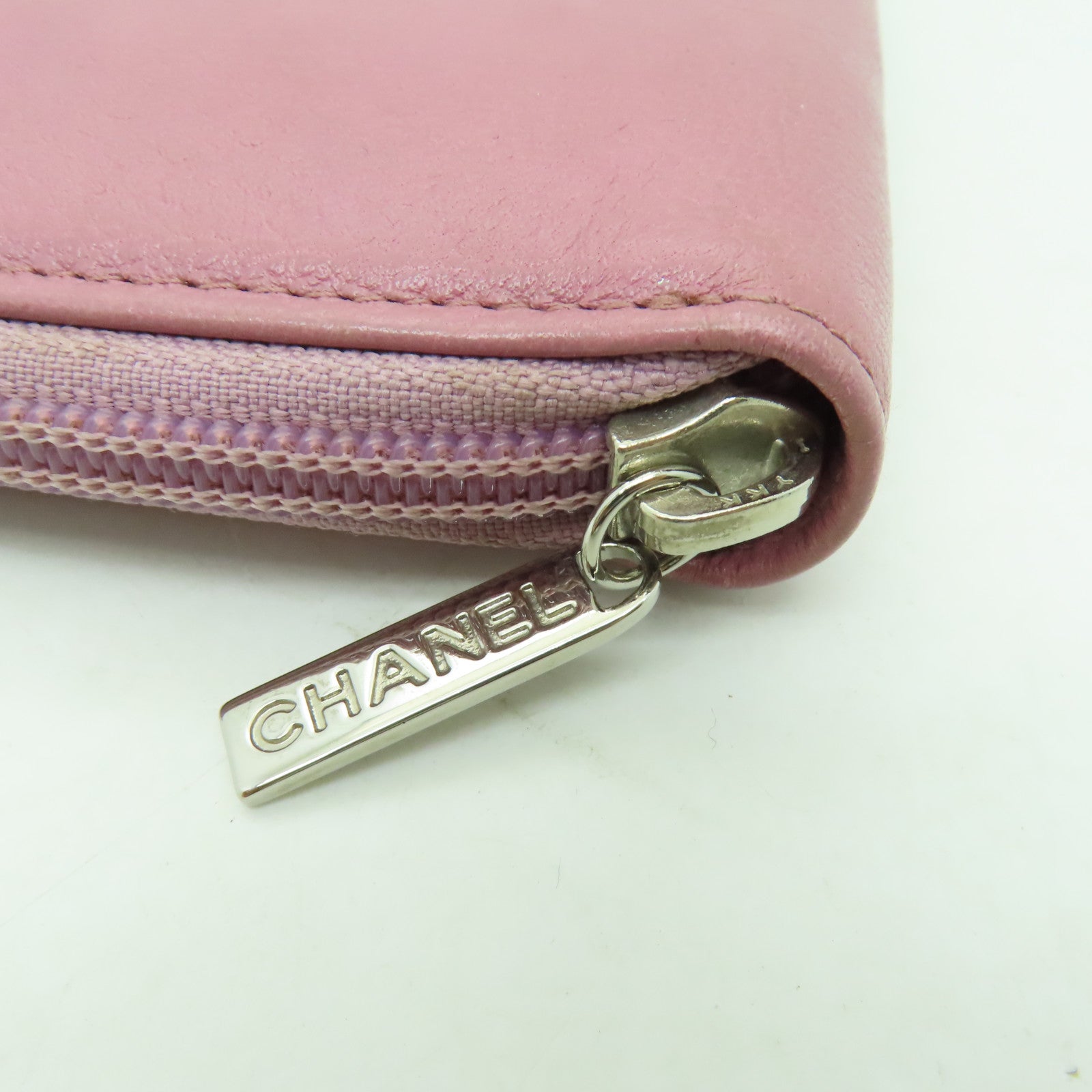 CHANEL 【清倉大減價】牛皮皮革Zipped Long Wallet銀扣長錢包粉紅色
