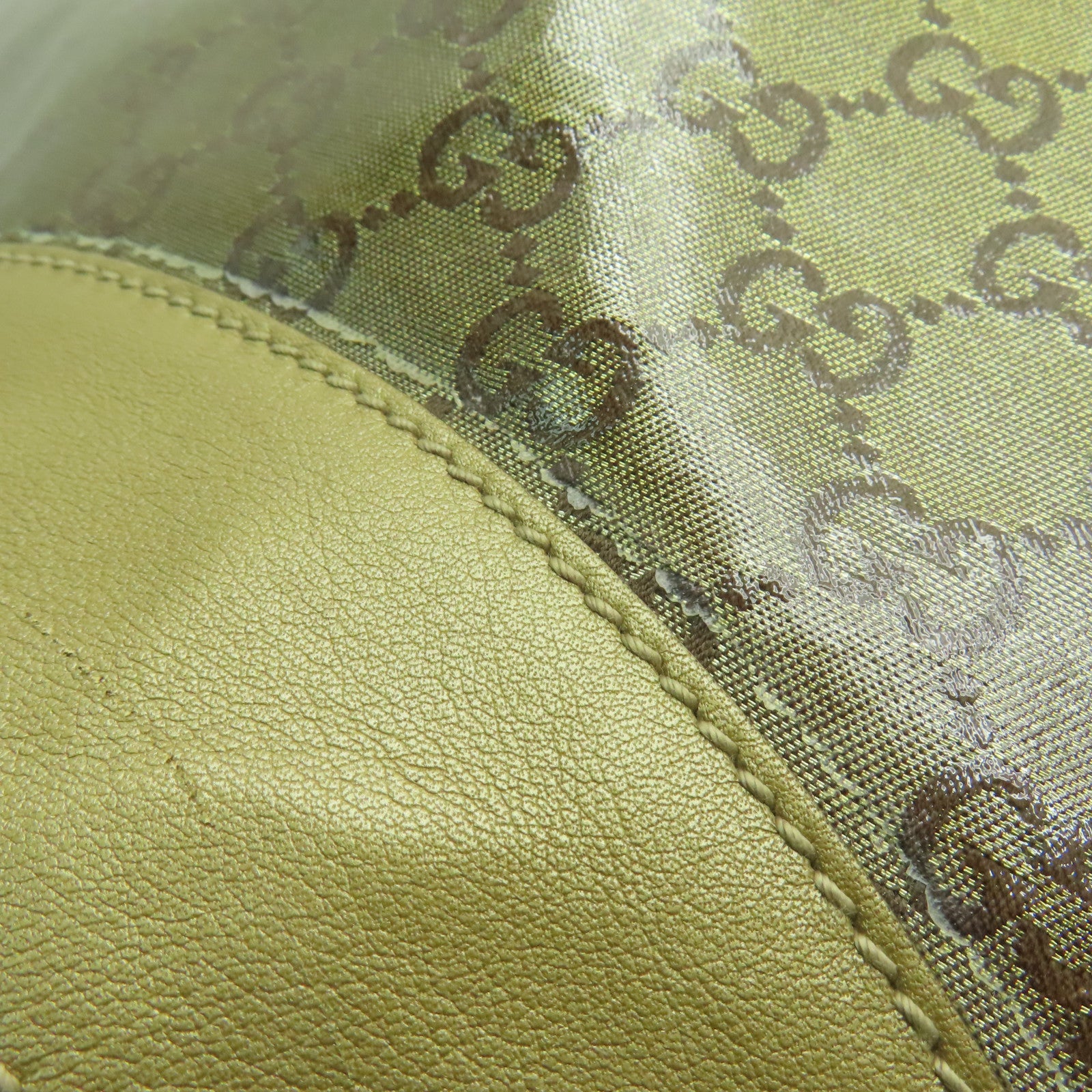 GUCCI 塗層帆布Shoulder Bag金扣肩背袋金色