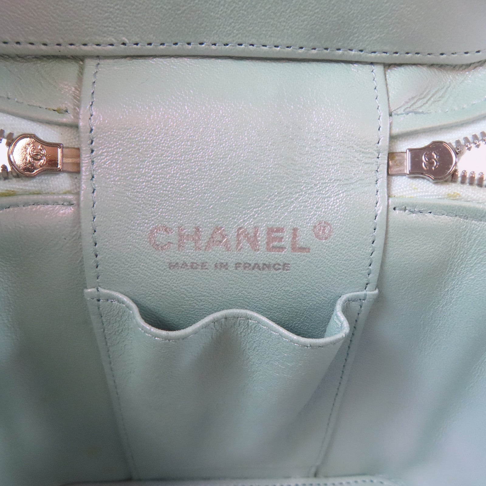 CHANEL 【激減優惠】菱格牛皮皮革Vanity Case銀扣鏈帶肩背袋淺綠色