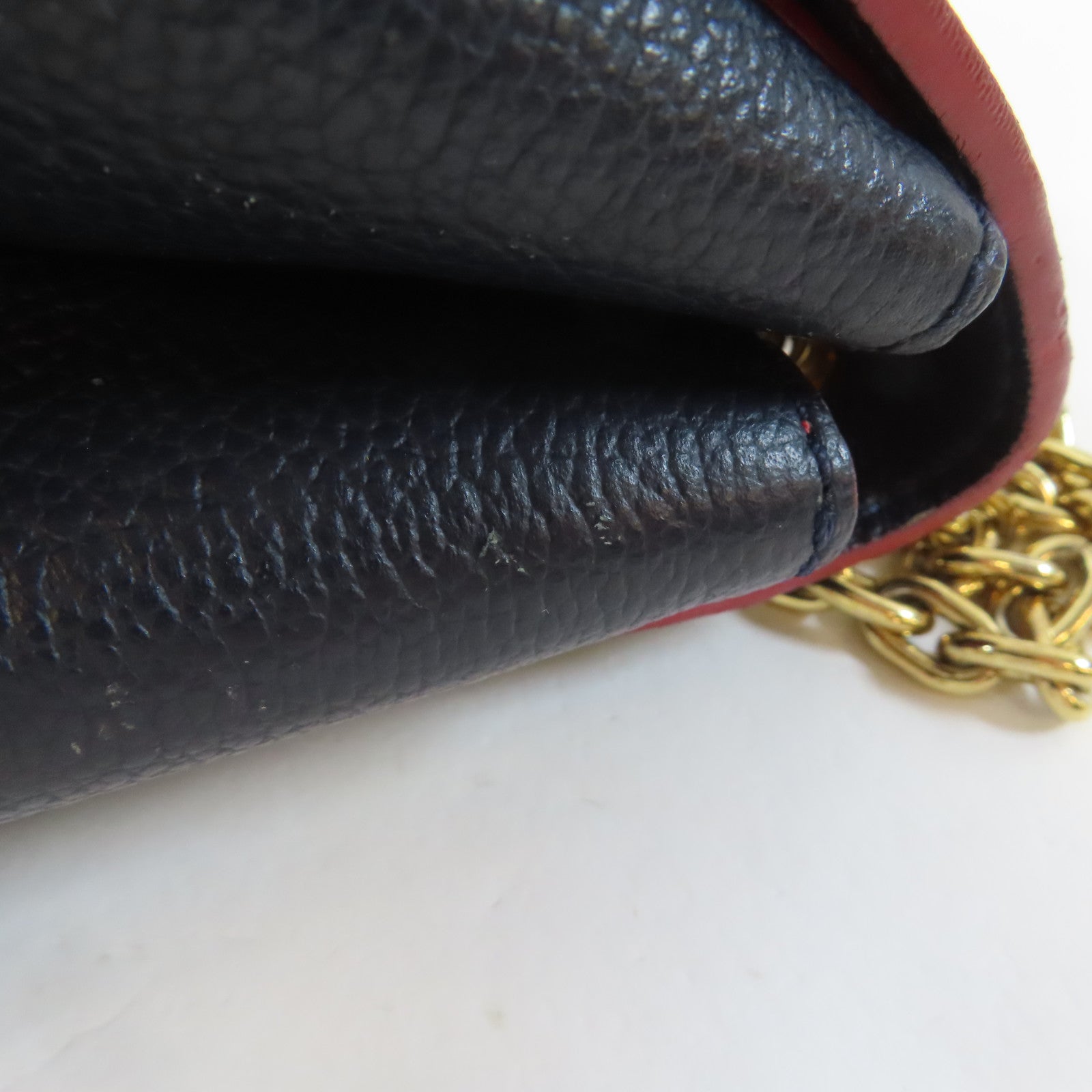 LOUIS VUITTON Monogram Empreinte Vavin PM金扣鏈帶肩背袋深藍色