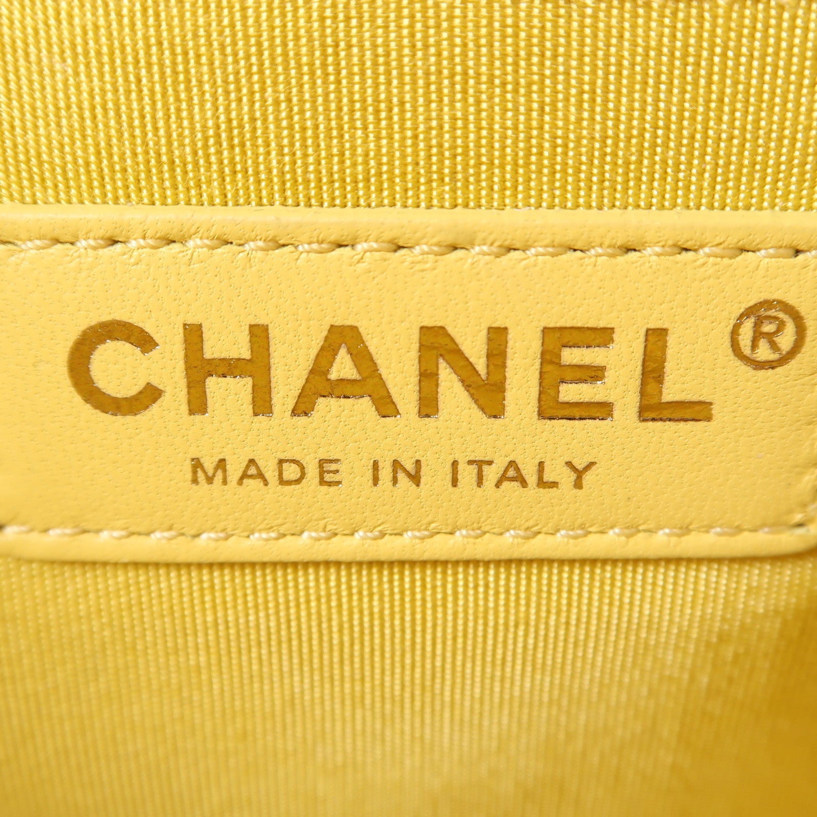 CHANEL 【激減優惠】斜紋Caviar皮革Boy Chanel金扣鏈帶肩背袋黃色