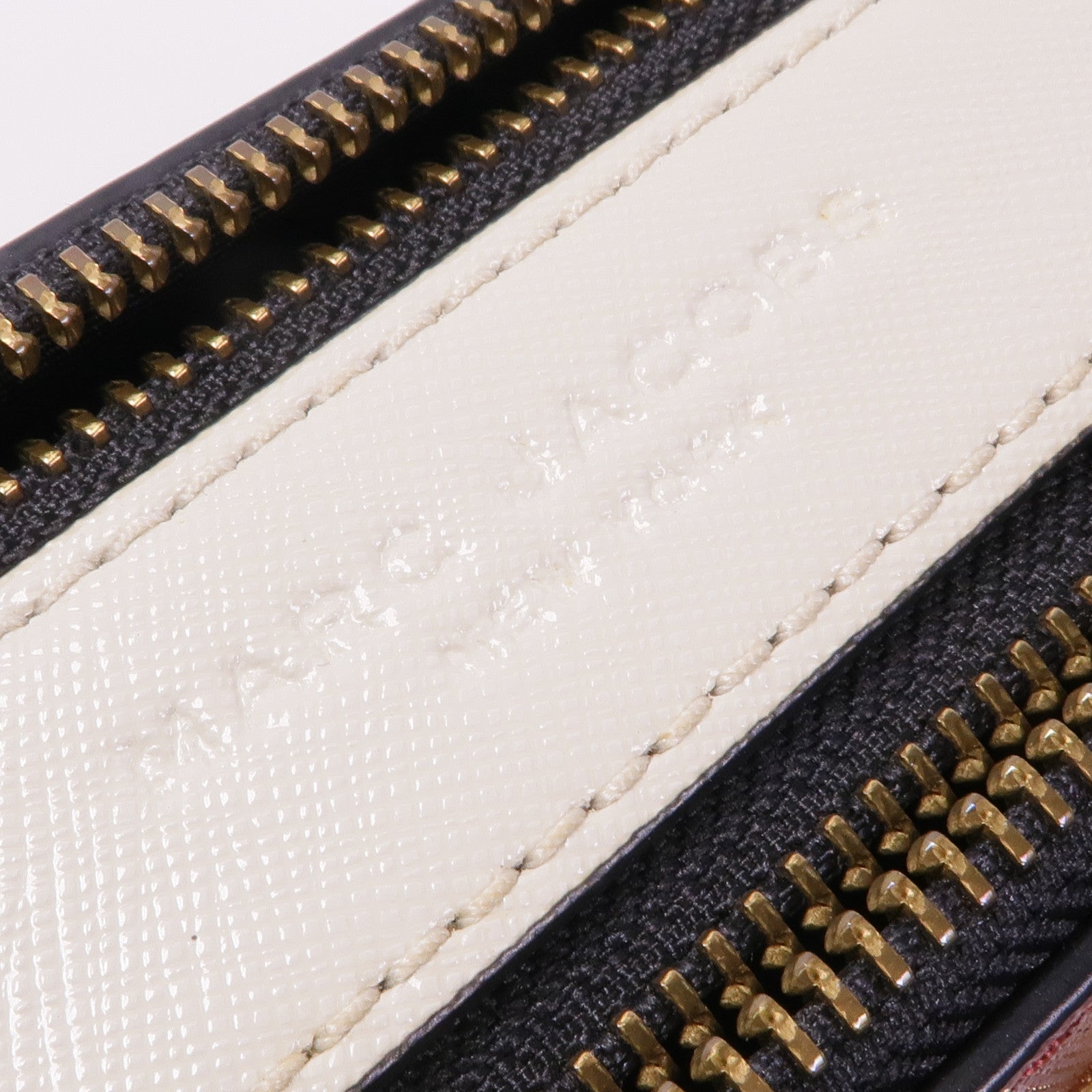 MARC BY MARC JACOBS 牛皮皮革Shoulder Bag金扣肩背袋