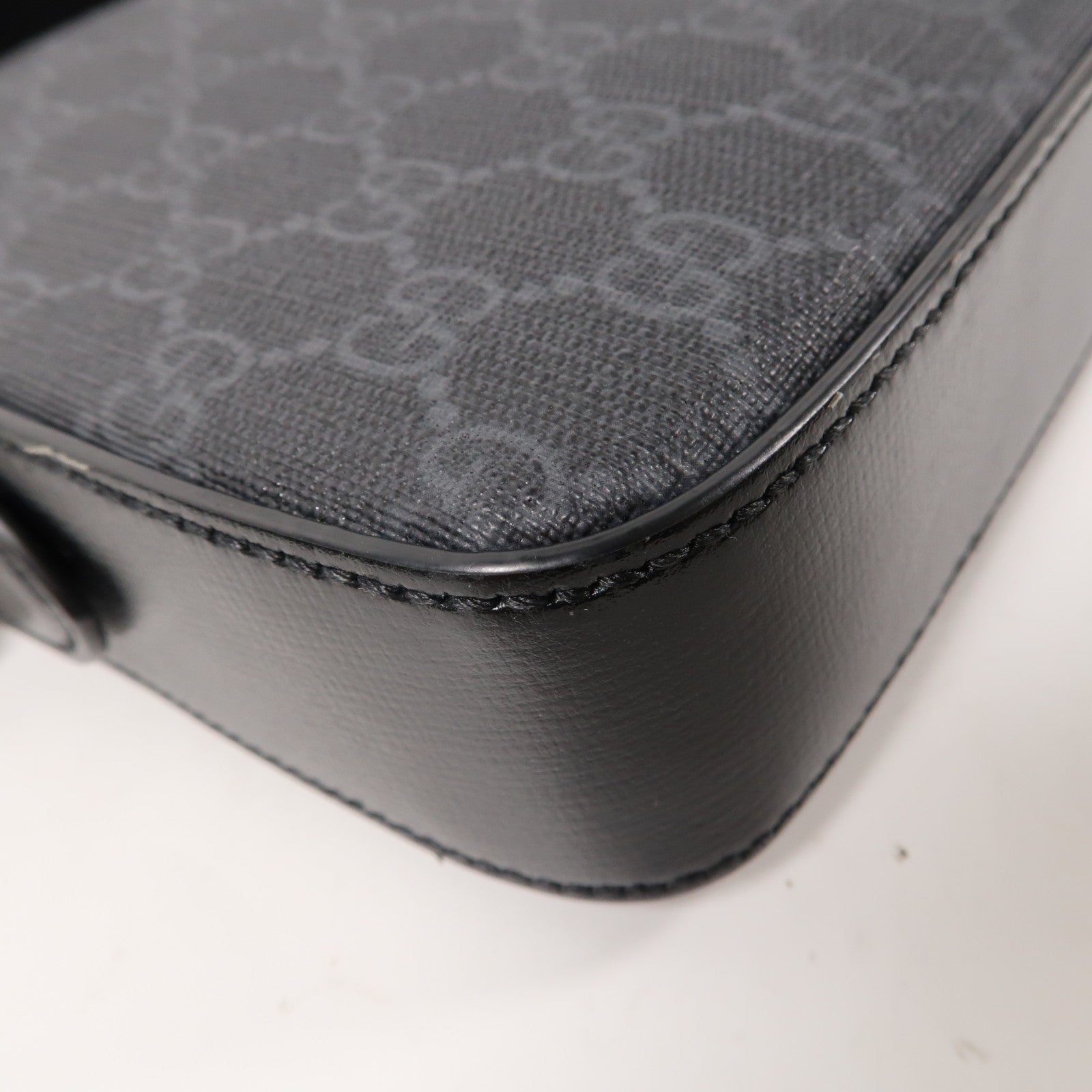GUCCI 【激減優惠】帆布Interlocking G銀扣肩背袋黑色