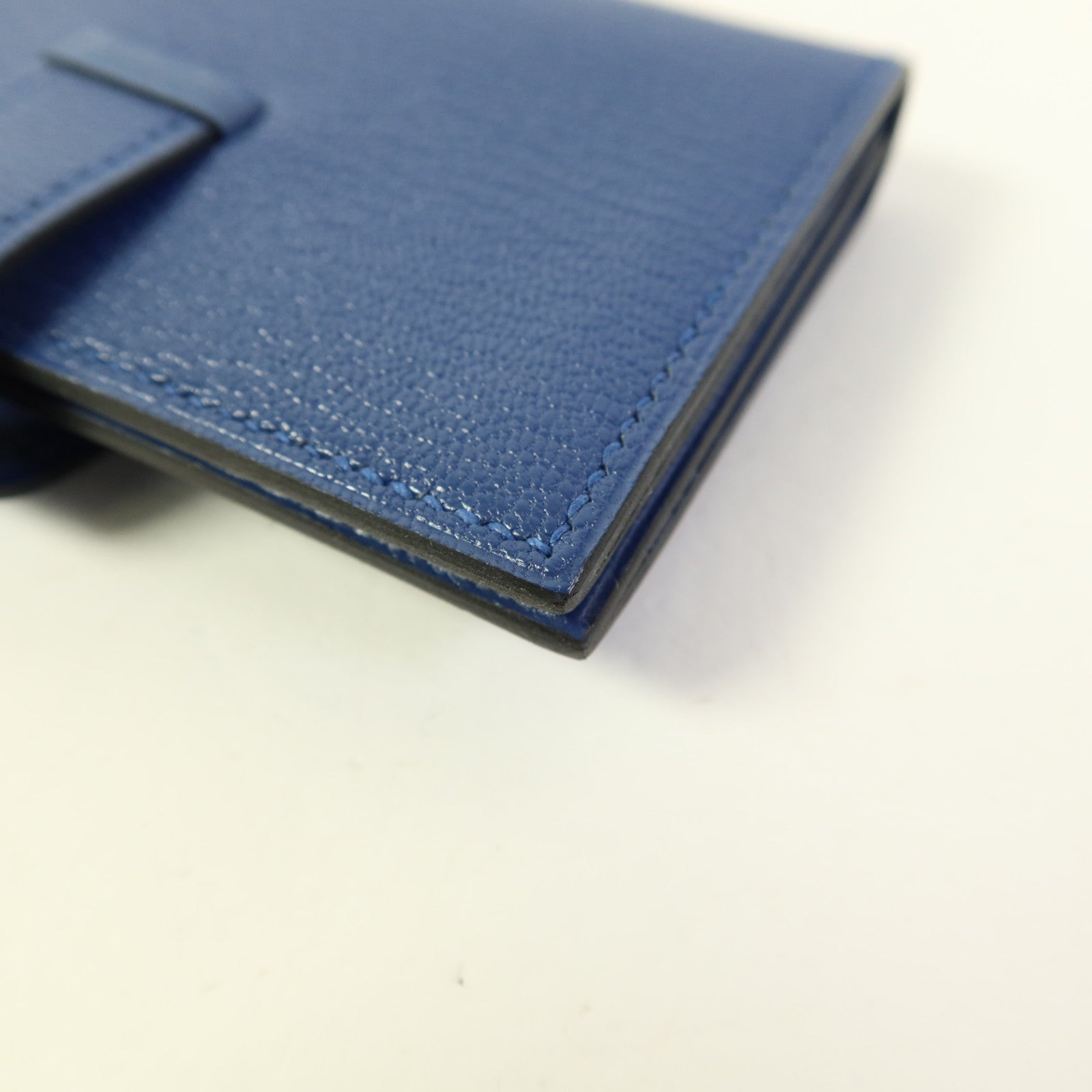 HERMES Chevre皮革Mini Bearn Card Case金扣卡片套Navy