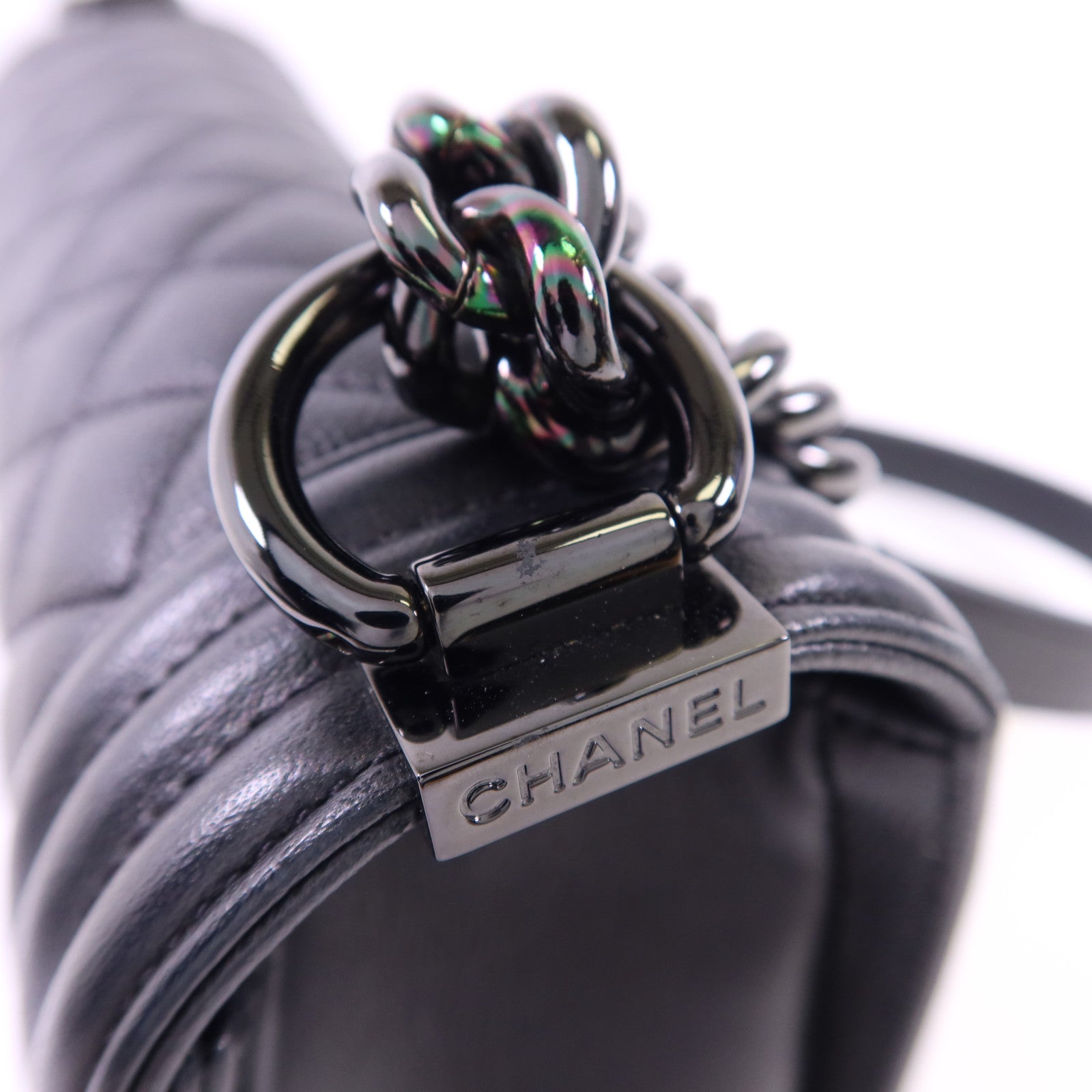 CHANEL 牛皮皮革Boy 25黑扣鏈帶肩背袋