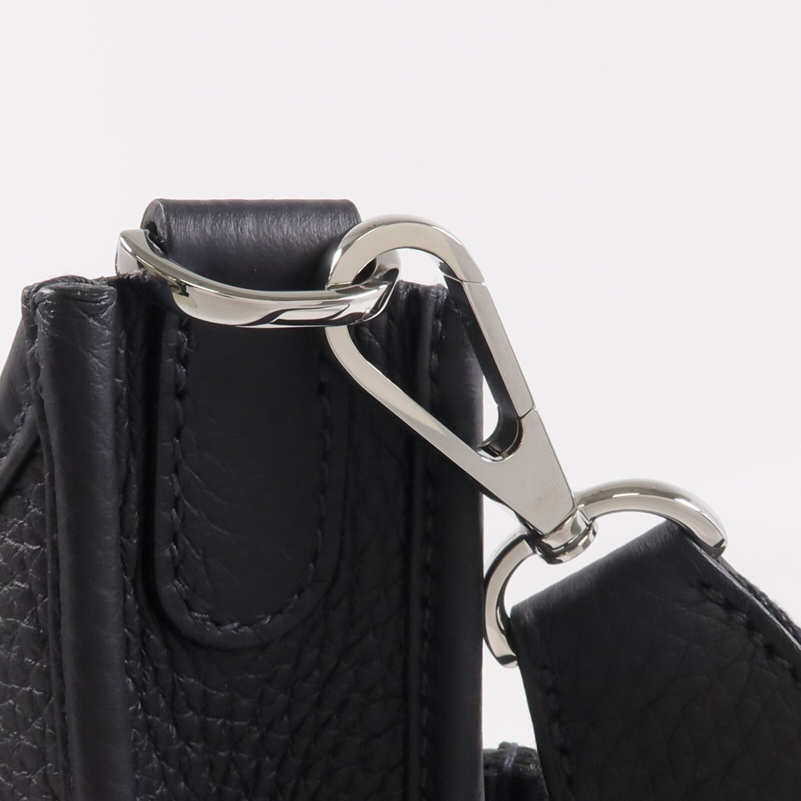 HERMES Clemence皮革Evelyne 23銀扣肩背袋Caban