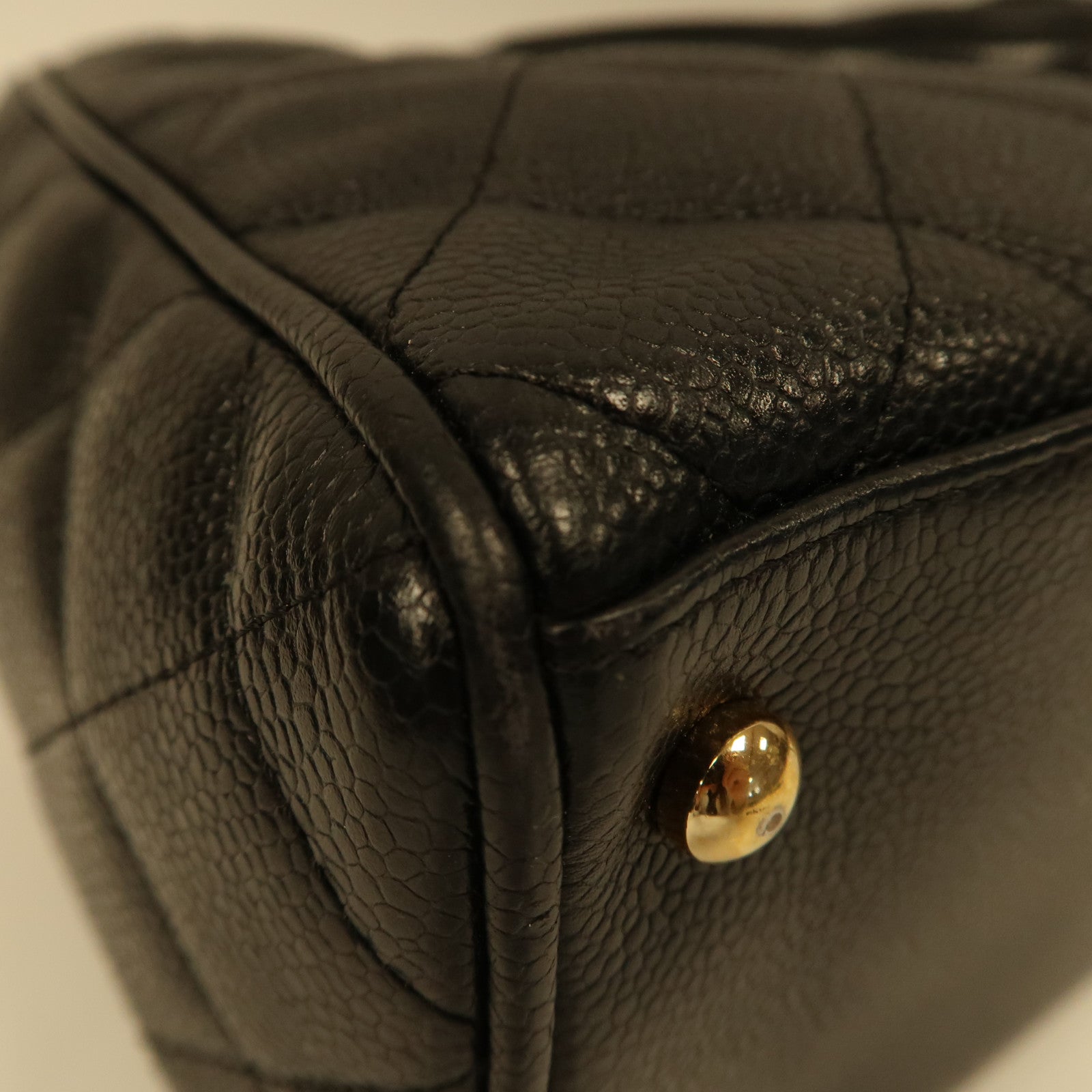 CHANEL 菱格Caviar皮革Vintage Boston Bag金扣波士頓包黑色