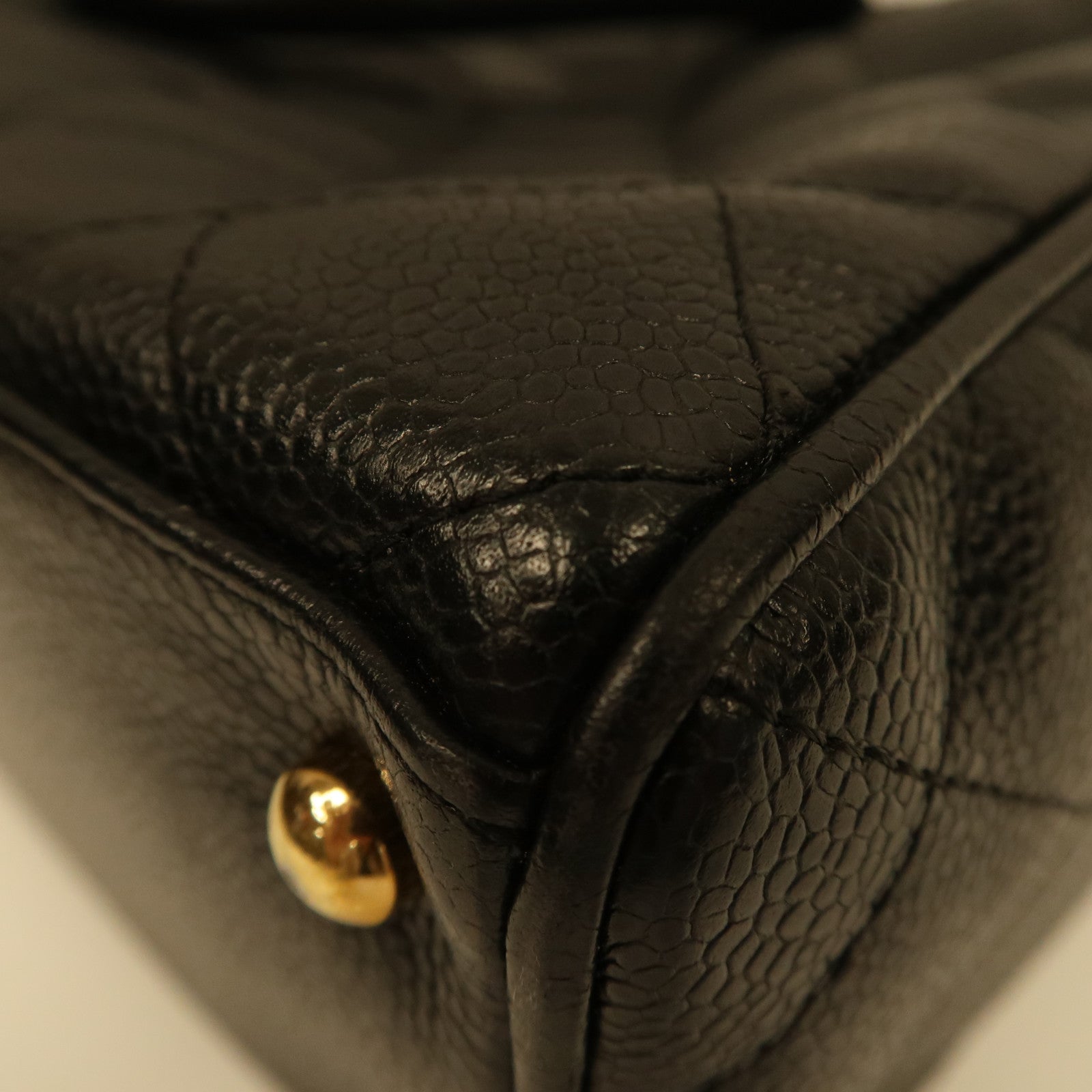 CHANEL 菱格Caviar皮革Vintage Boston Bag金扣波士頓包黑色