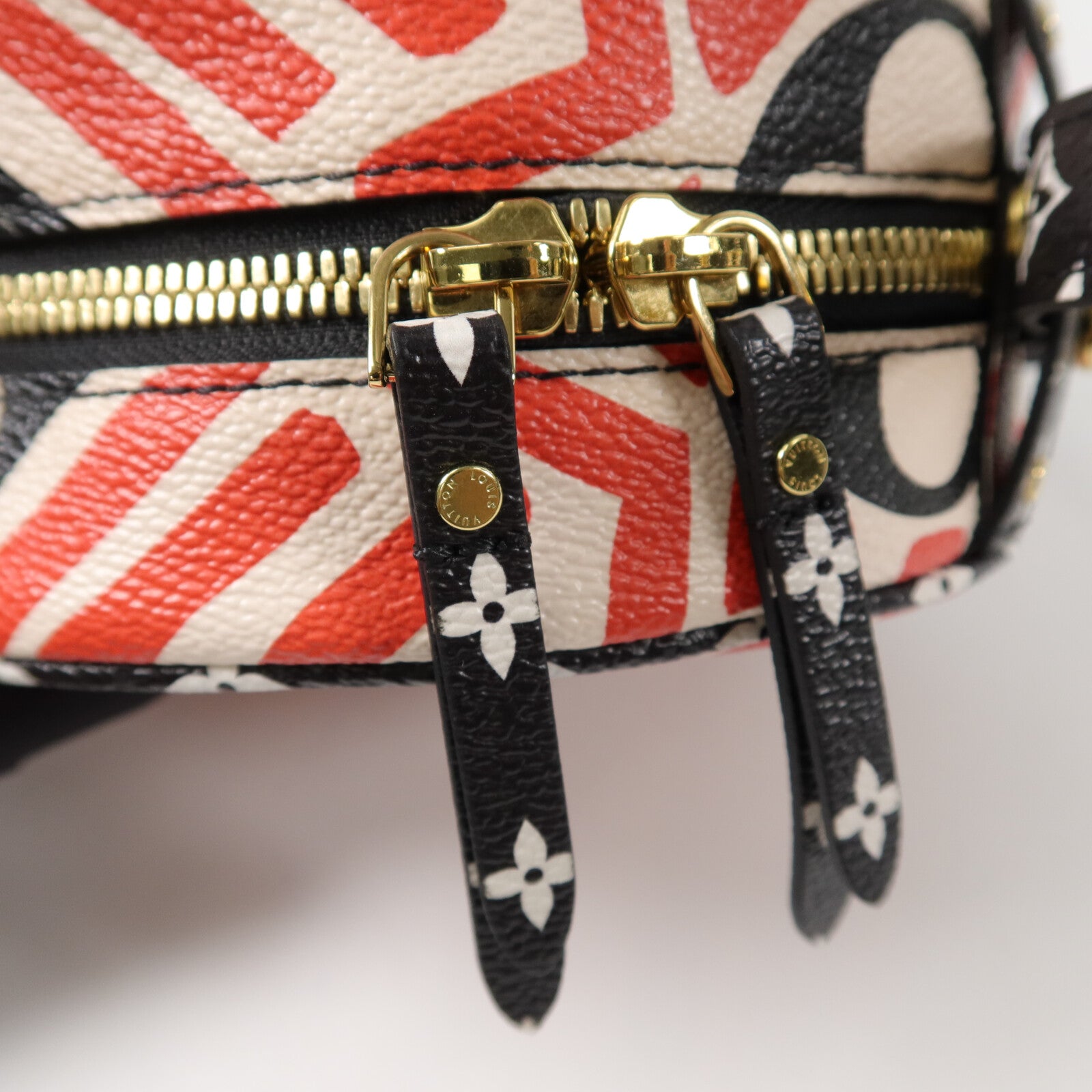 LOUIS VUITTON Monogram Giant Crafty Boite Chapoe Soupe肩背袋