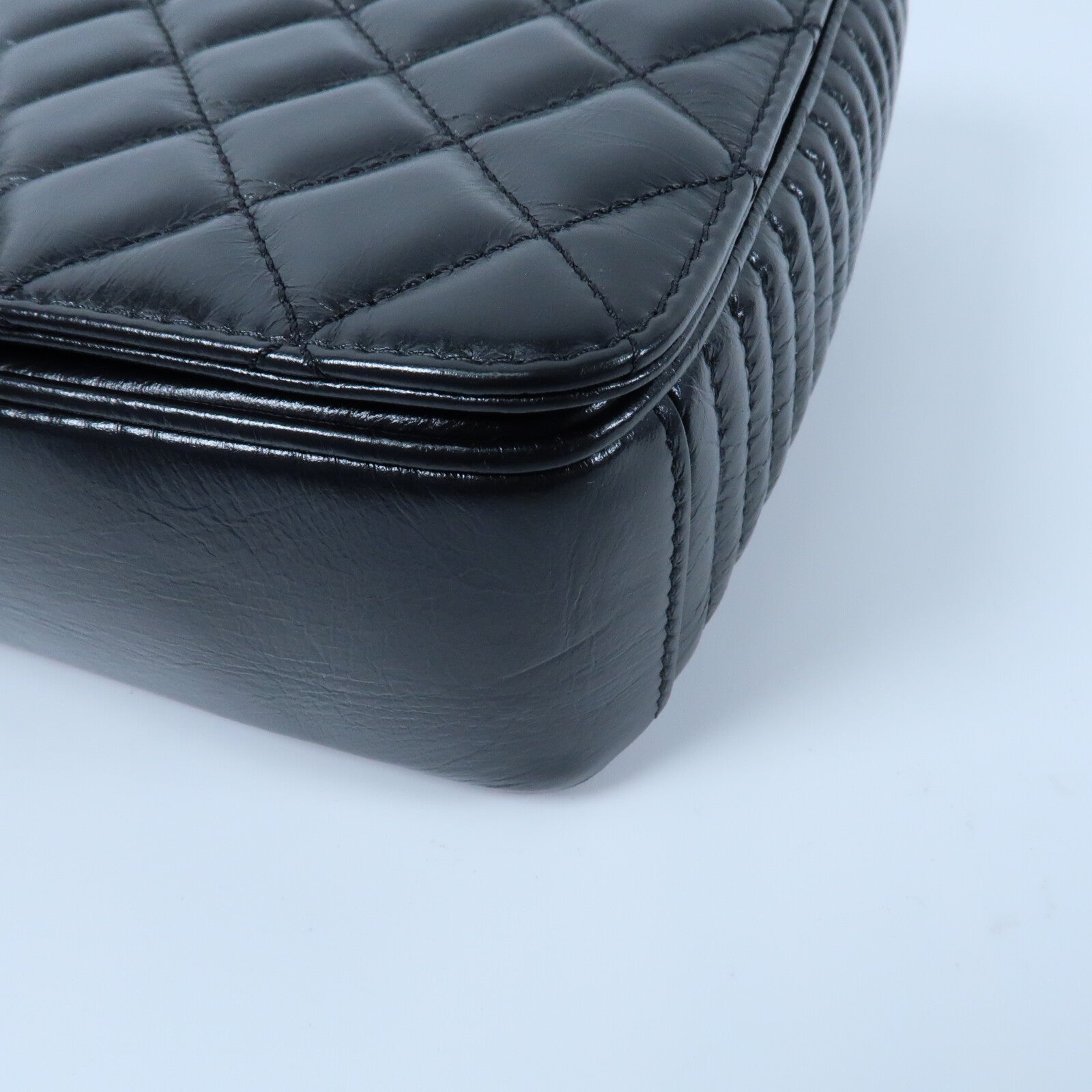 CHANEL 牛皮皮革Coco Boy Flap Bag鏈帶肩背袋