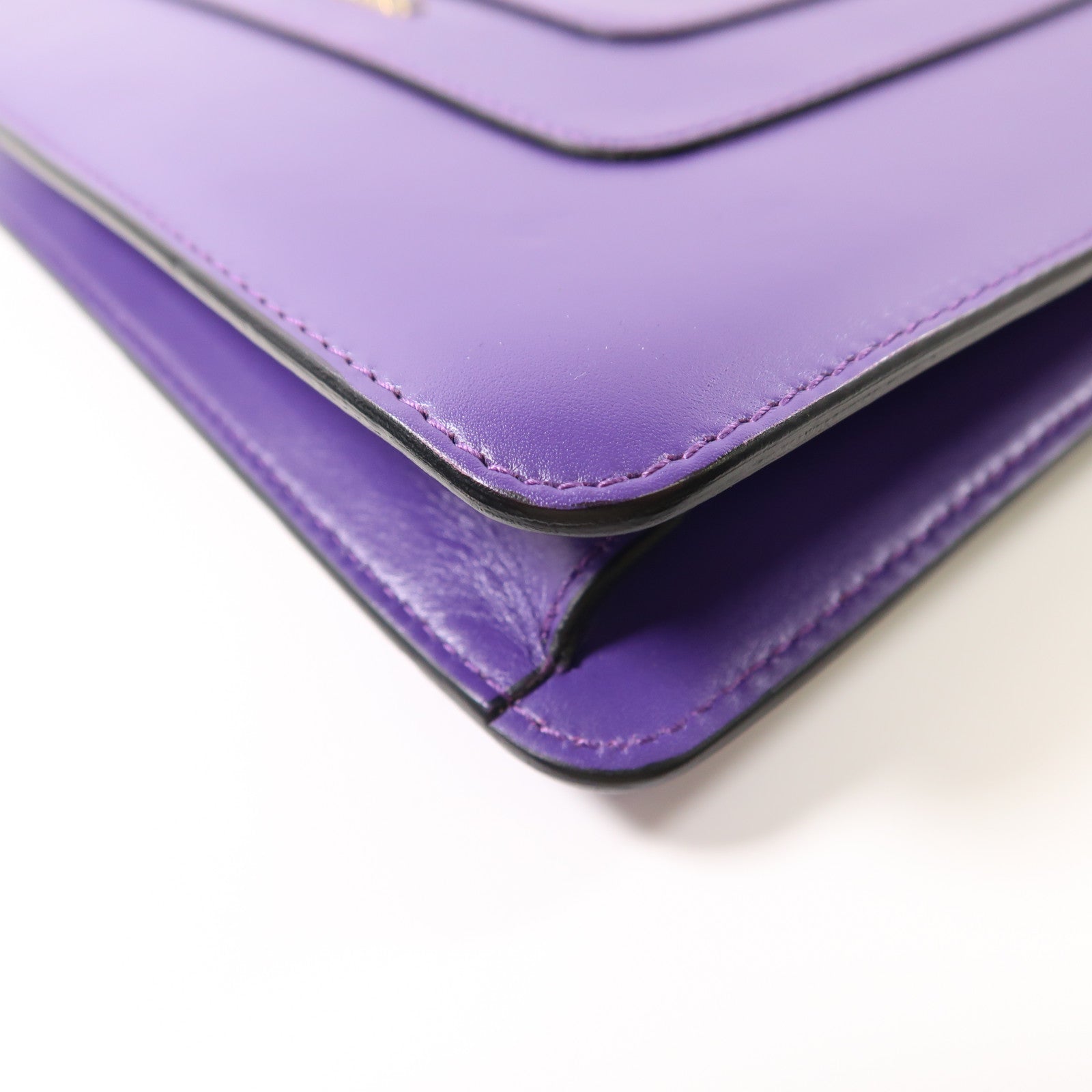 BVLGARI 牛皮皮革Serpenti Forever Shoulder Bag金扣鏈帶肩背