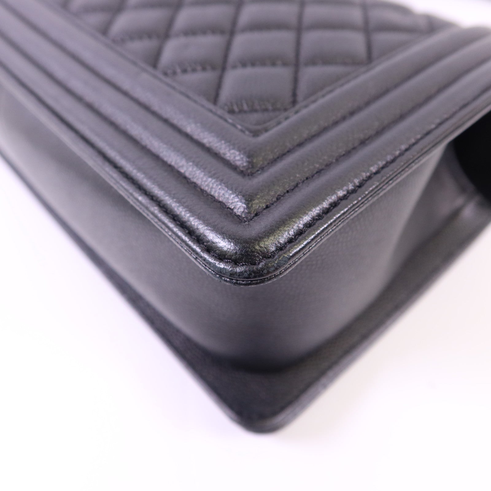 CHANEL 牛皮皮革Boy 25黑扣鏈帶肩背袋