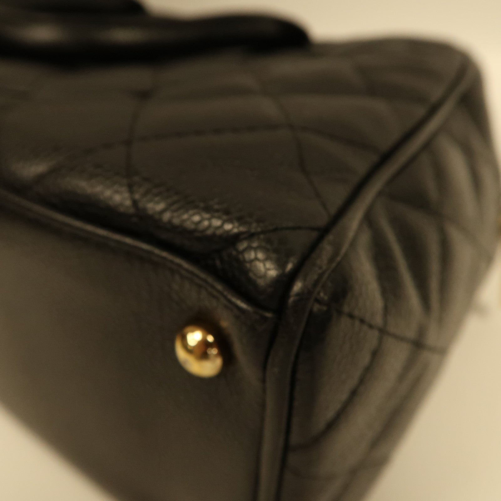 CHANEL 菱格Caviar皮革Vintage Boston Bag金扣波士頓包黑色