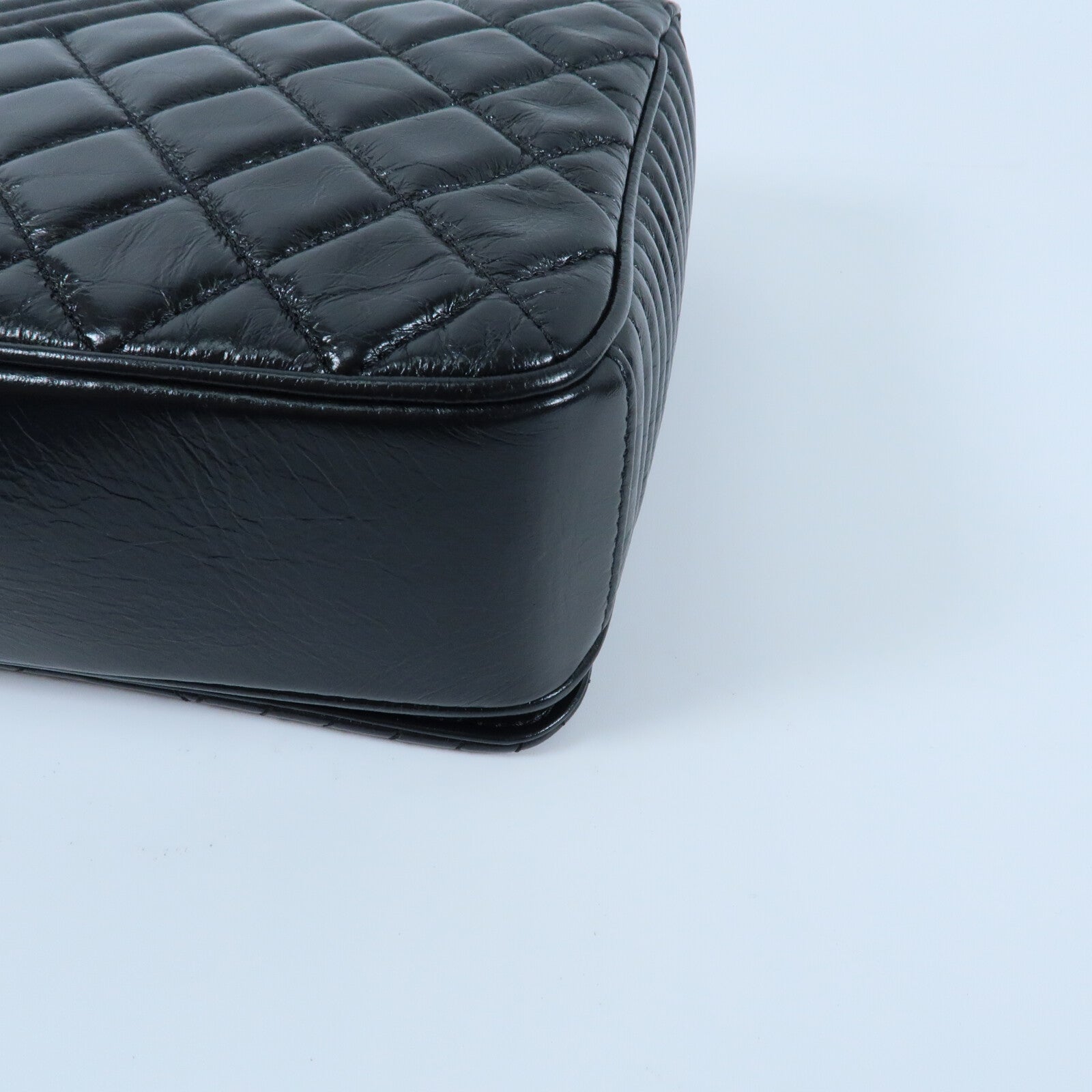CHANEL 牛皮皮革Coco Boy Flap Bag鏈帶肩背袋