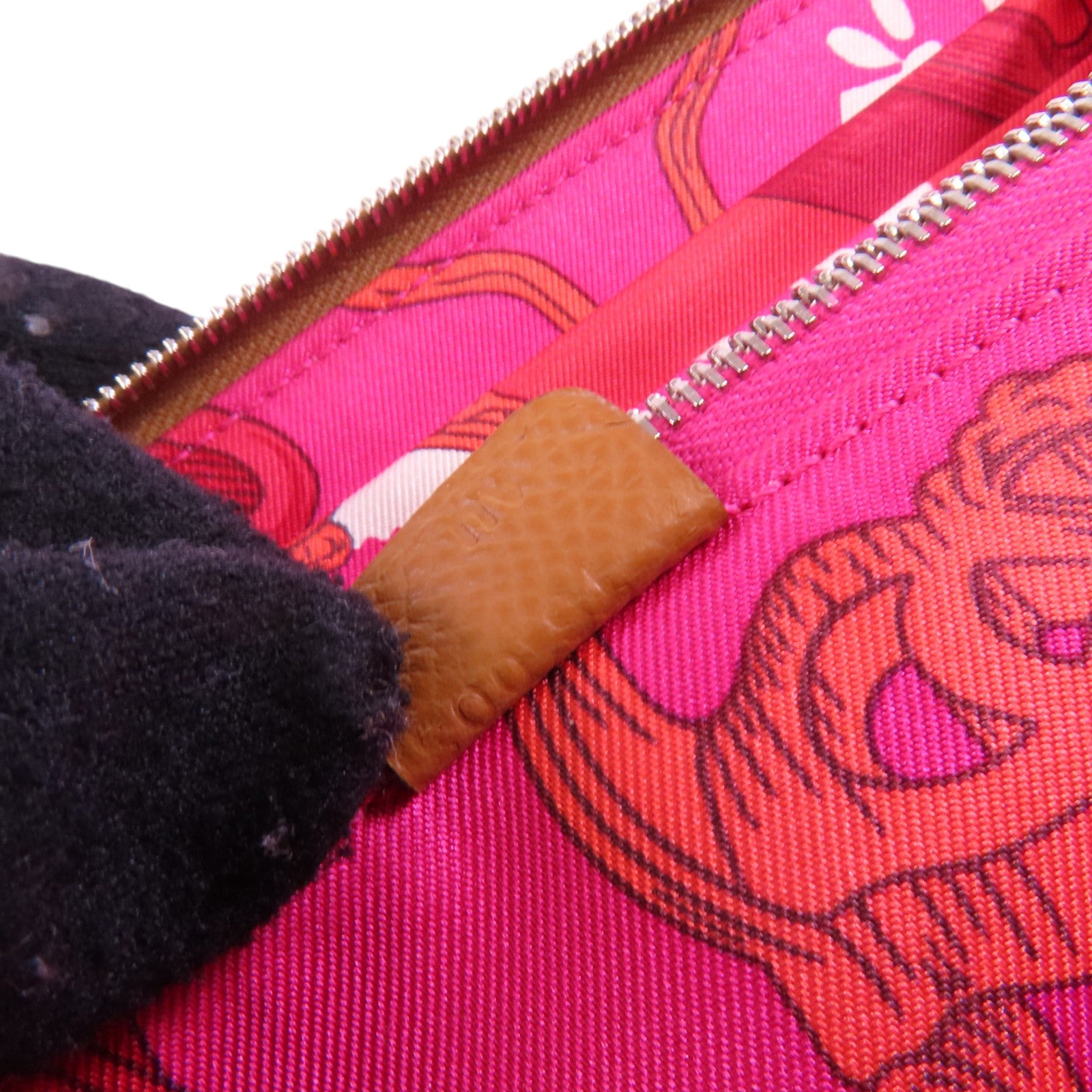 HERMES Epsom皮革Silk In Long Wallet銀扣拉鏈長錢包