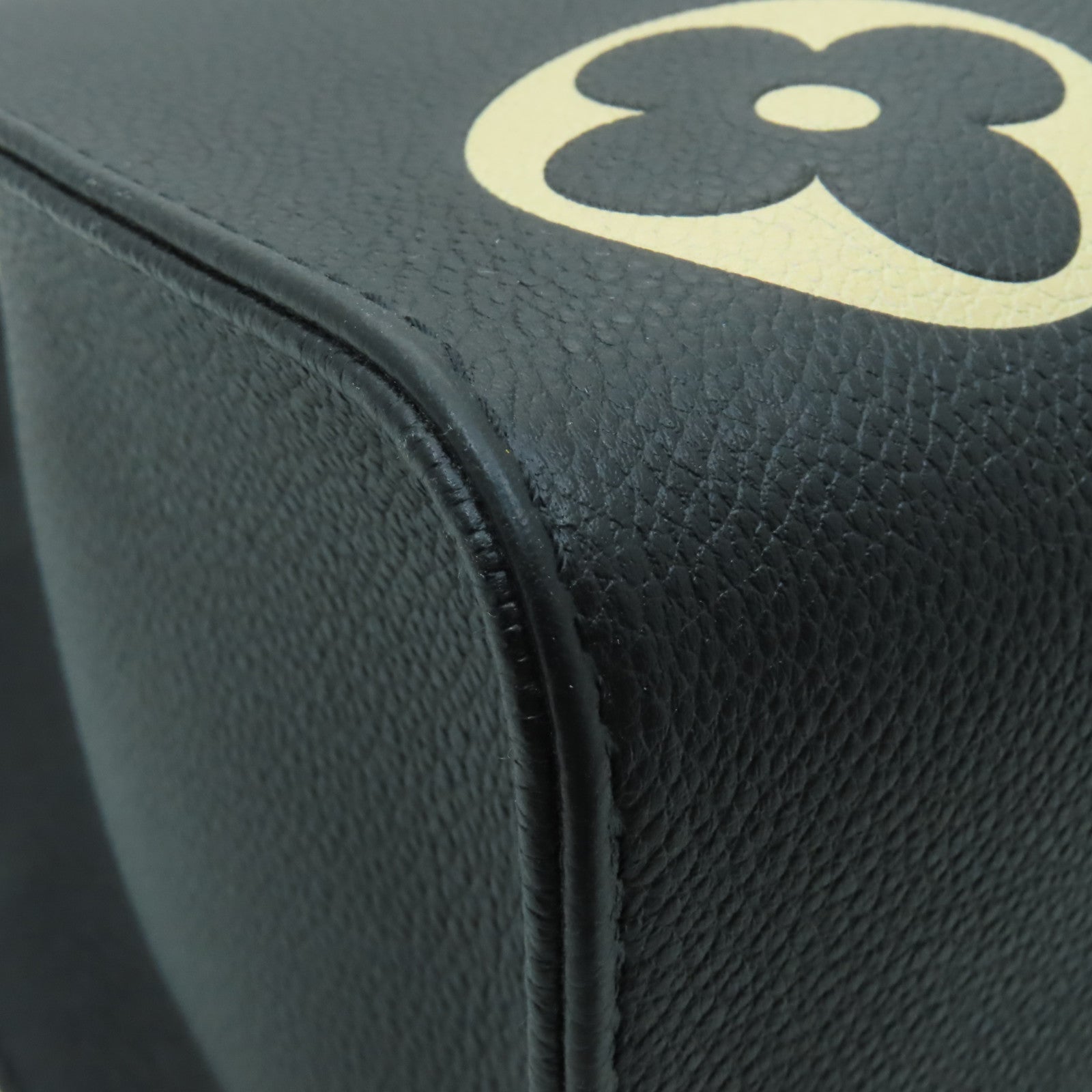 LOUIS VUITTON 【激減優惠】Monogram Empreinte On The Go MM金扣手挽肩背兩用袋黑色/啡色
