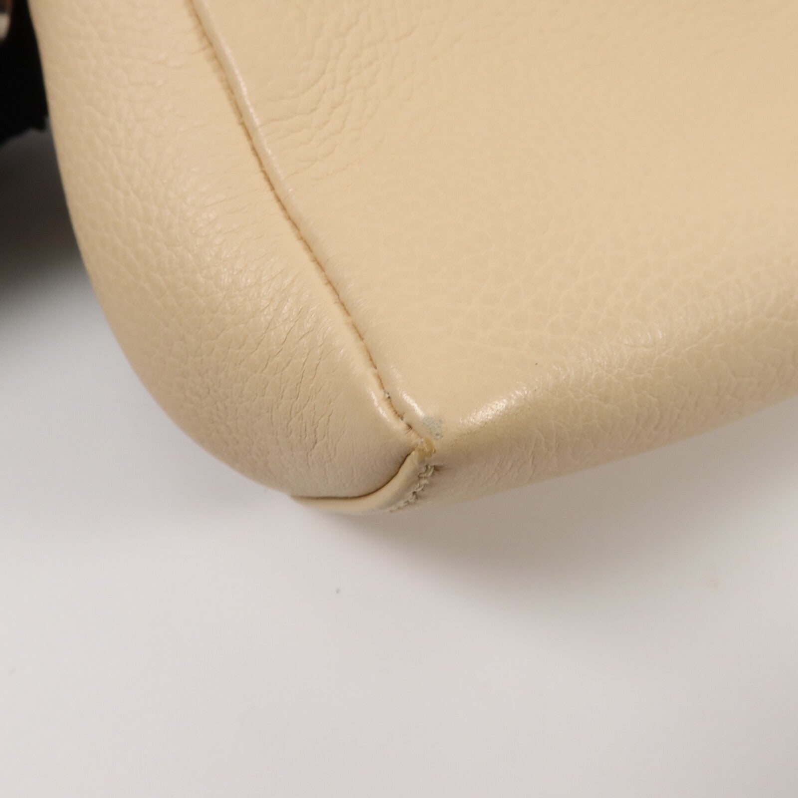 Loro Piana 牛皮皮革Extra Pocket L19手挽肩背兩用袋