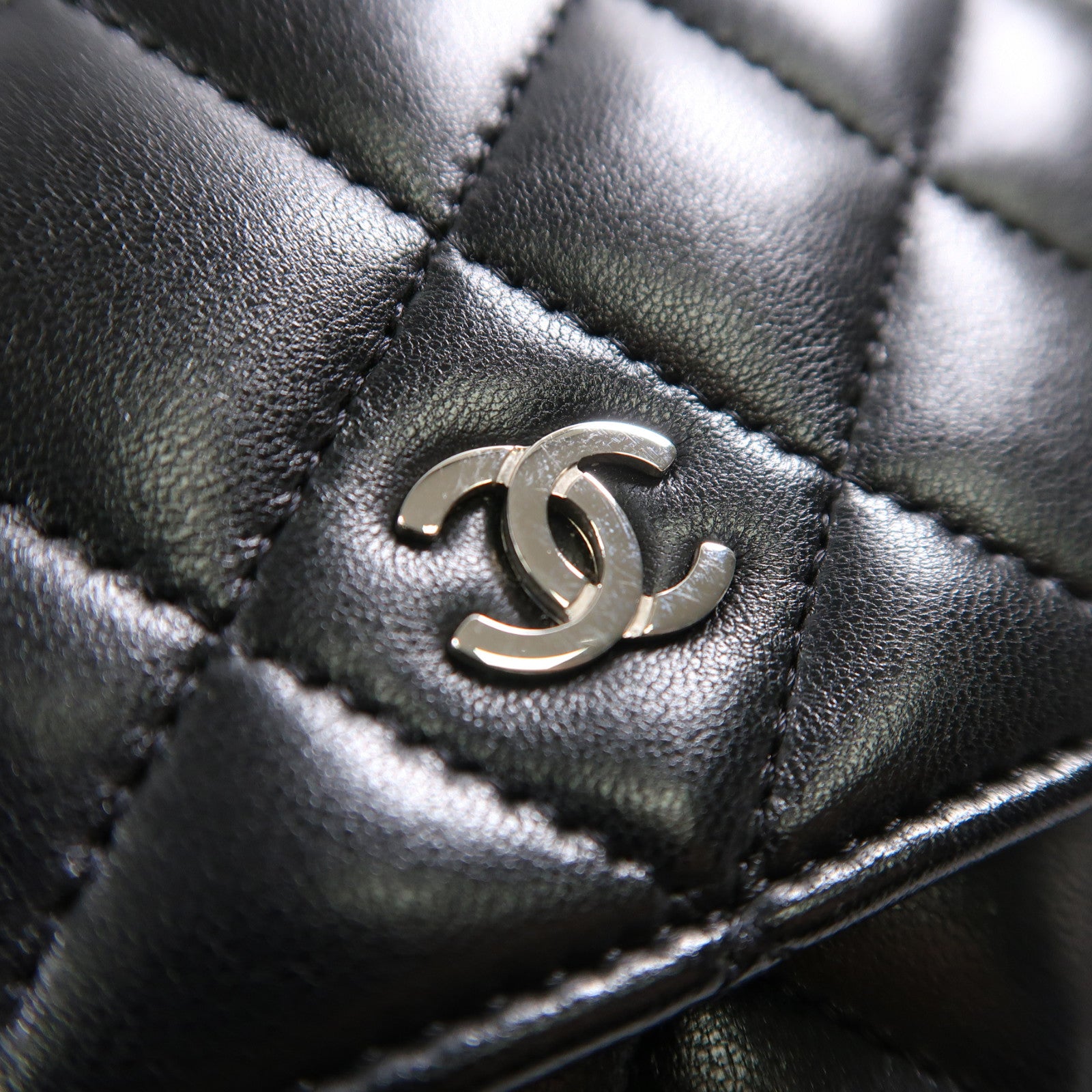 CHANEL 菱格羊皮皮革Wallet On Chain銀扣鏈帶肩背袋黑色