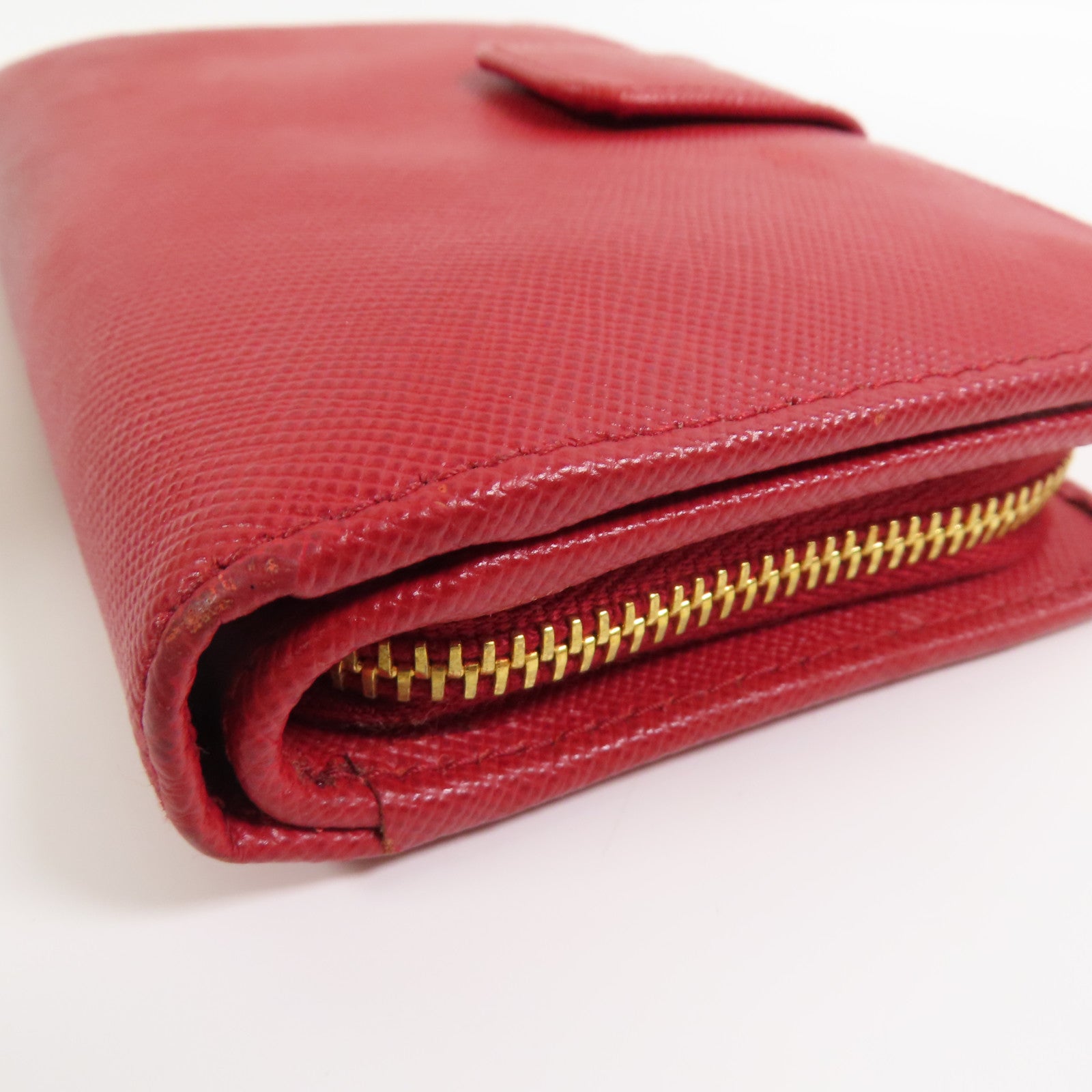PRADA Saffiano皮革Middle Wallet金扣錢包