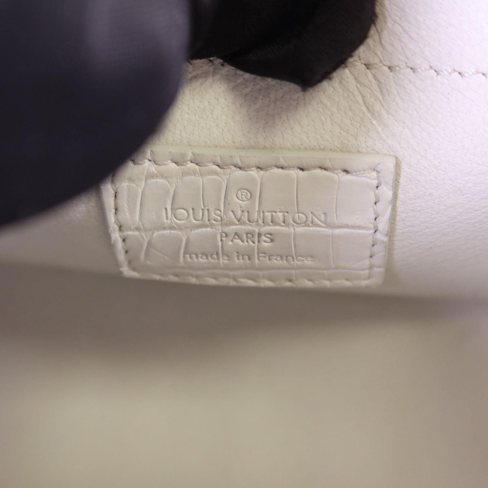 LOUIS VUITTON 【激減優惠】鱷魚皮革/金屬Mini Soft Trunk銀扣鏈帶肩背袋