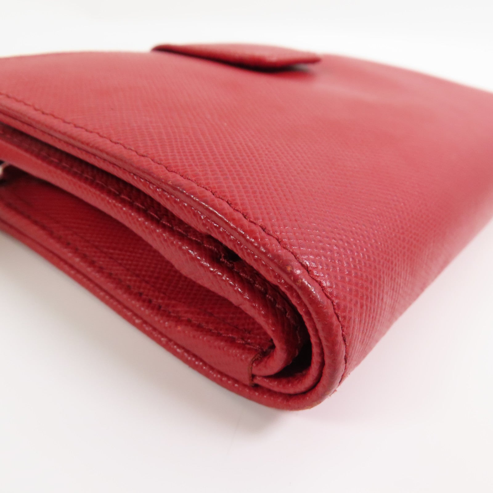 PRADA Saffiano皮革Middle Wallet金扣錢包