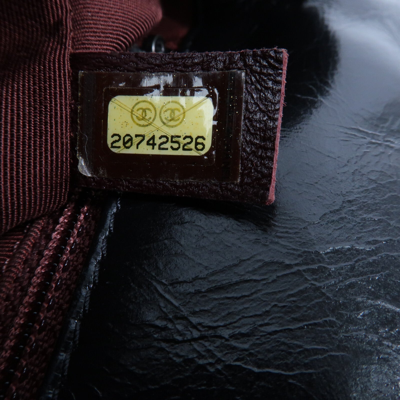 CHANEL 牛皮皮革Coco Boy Flap Bag鏈帶肩背袋