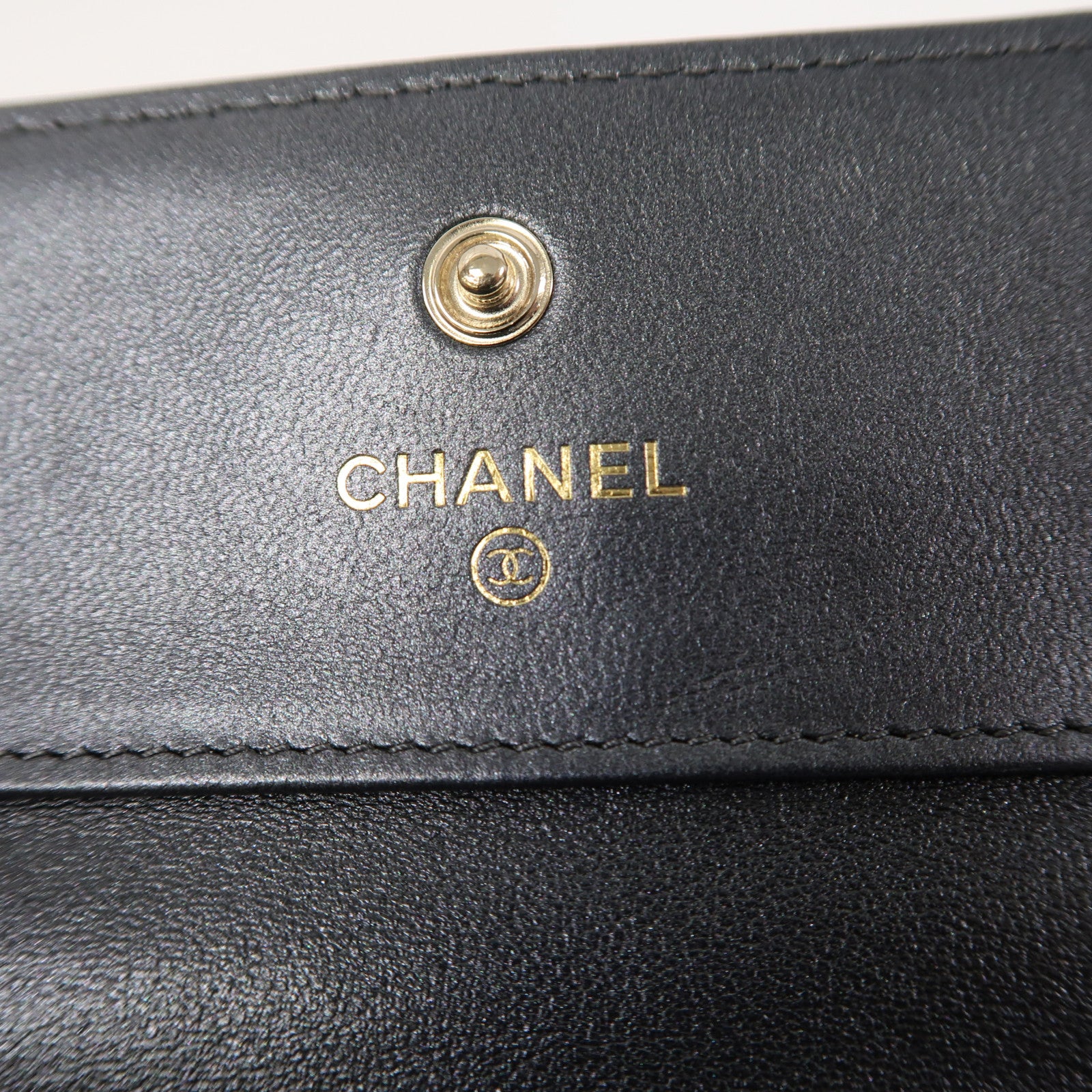CHANEL 菱格牛皮皮革Short Wallet金扣錢包灰色