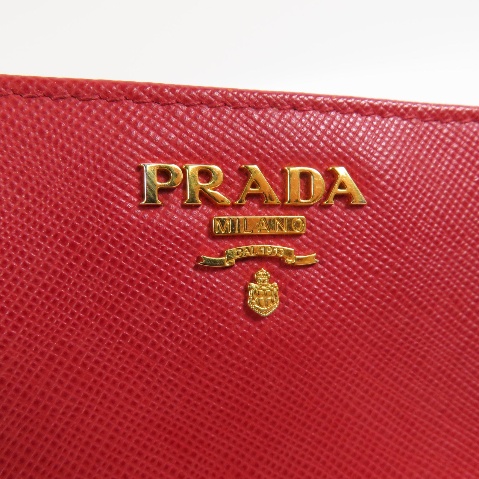 PRADA Saffiano皮革Middle Wallet金扣錢包