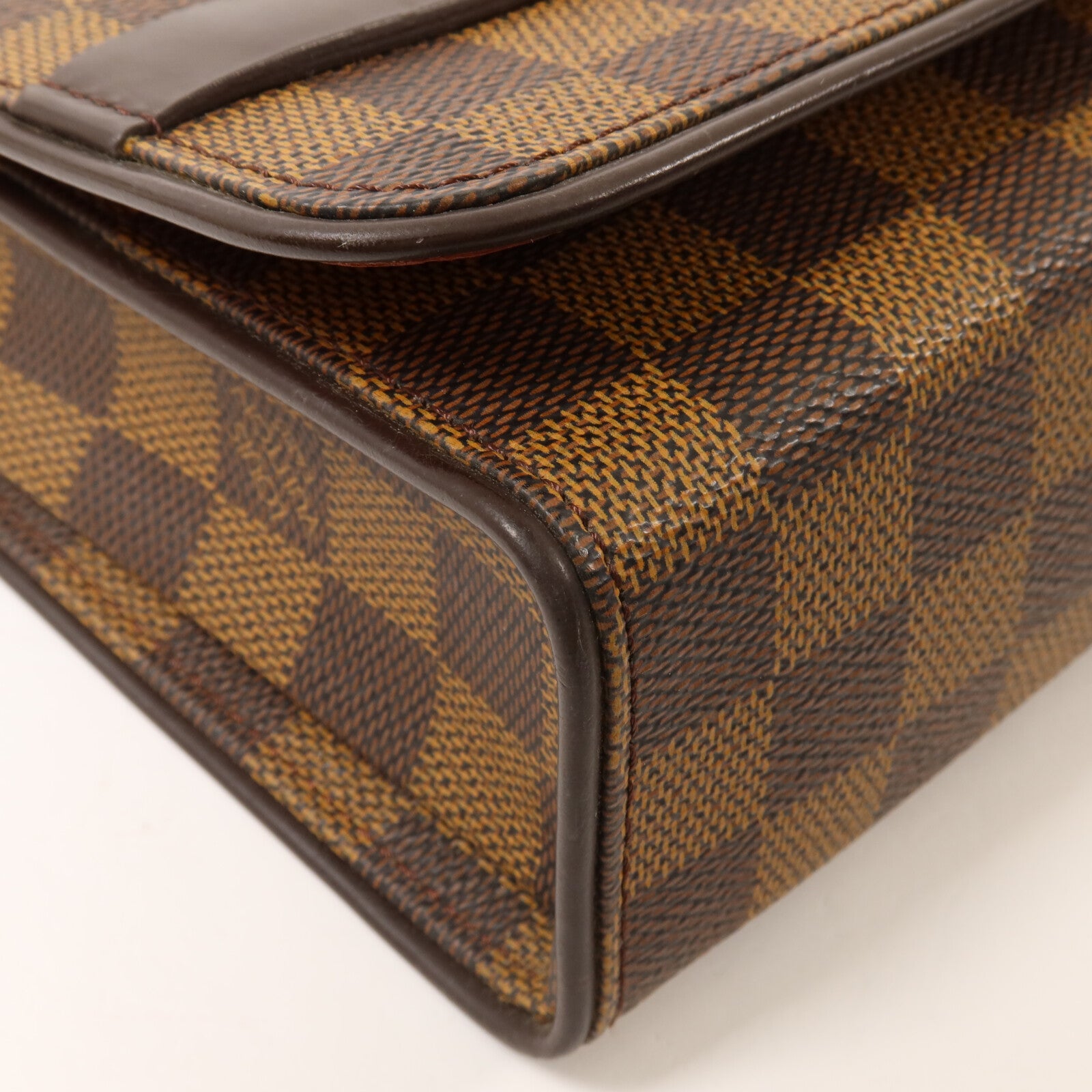 LOUIS VUITTON Damier Tribeca Mini肩背袋