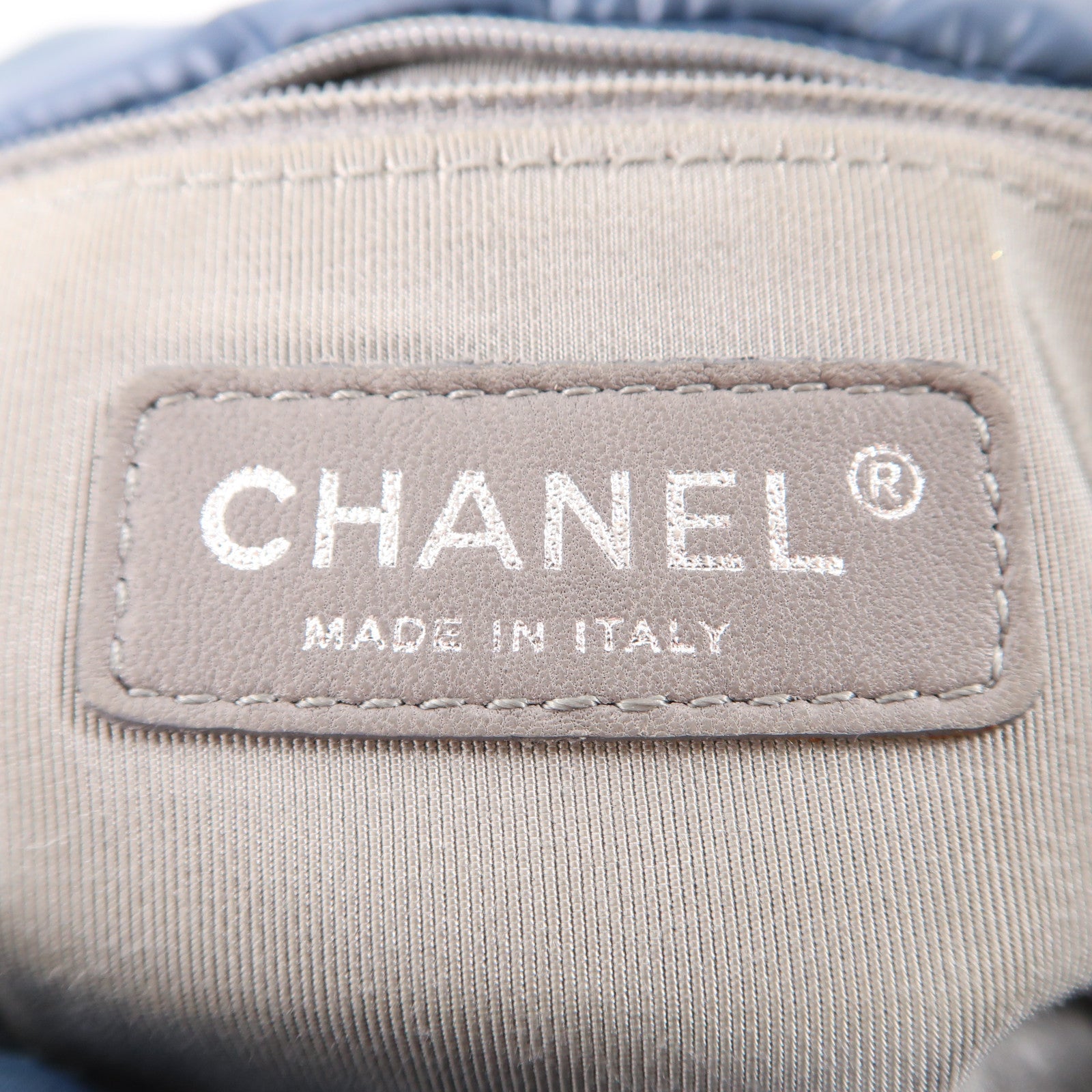 CHANEL 尼龍Chain Shoulder銀扣鏈帶肩背袋藍色