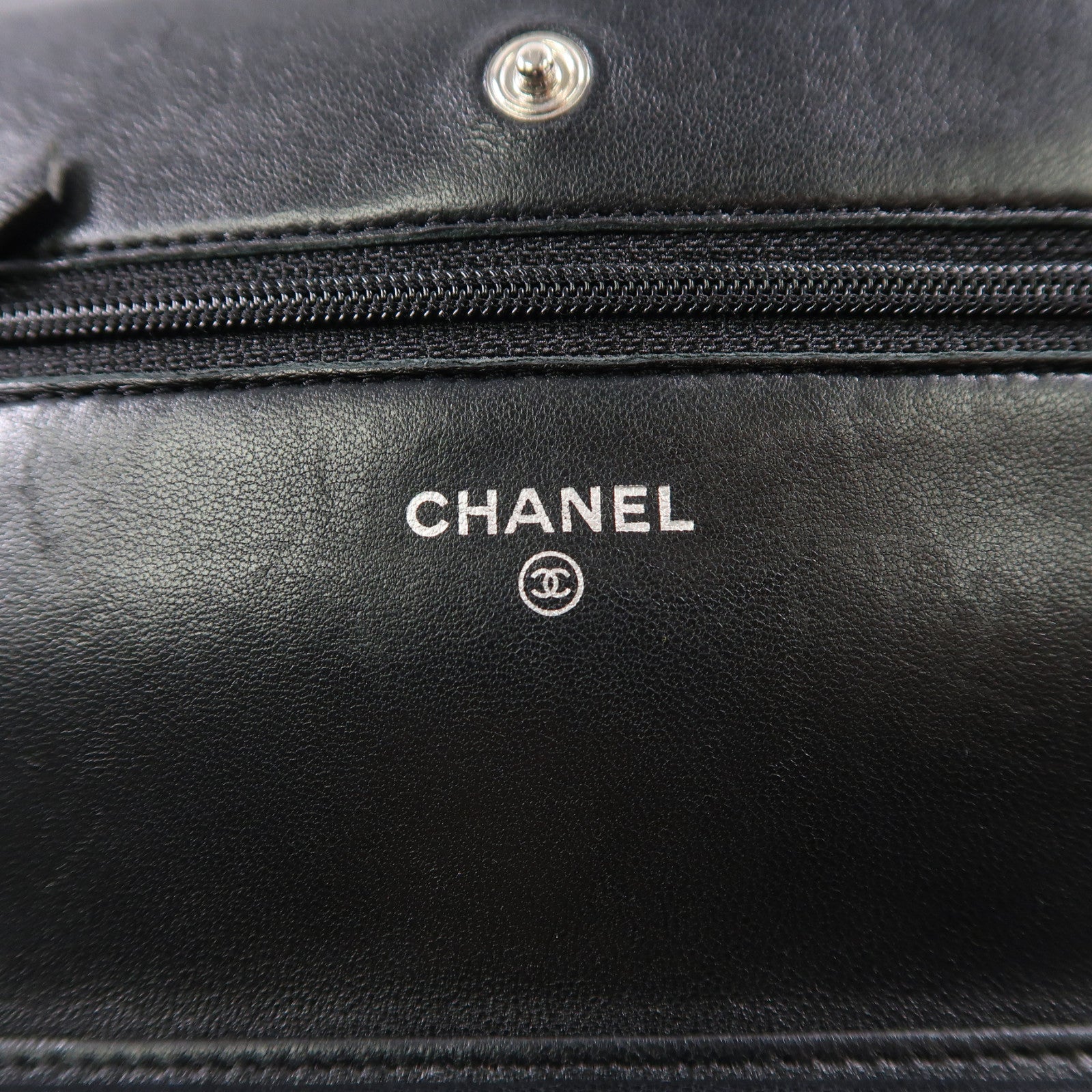 CHANEL 菱格羊皮皮革Wallet On Chain銀扣鏈帶肩背袋黑色
