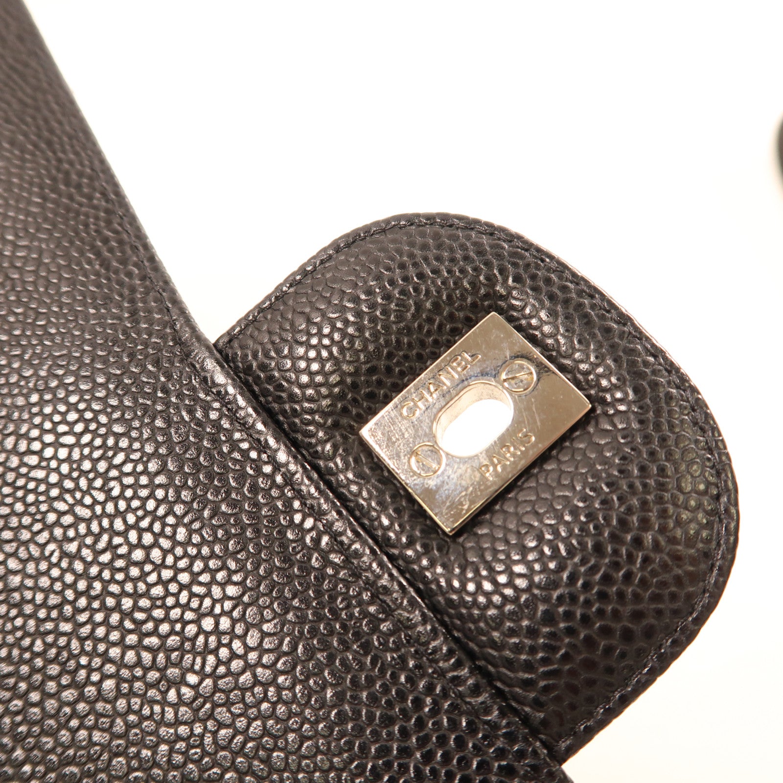 CHANEL 牛皮皮革Maxi Classic銀扣鏈帶肩背袋
