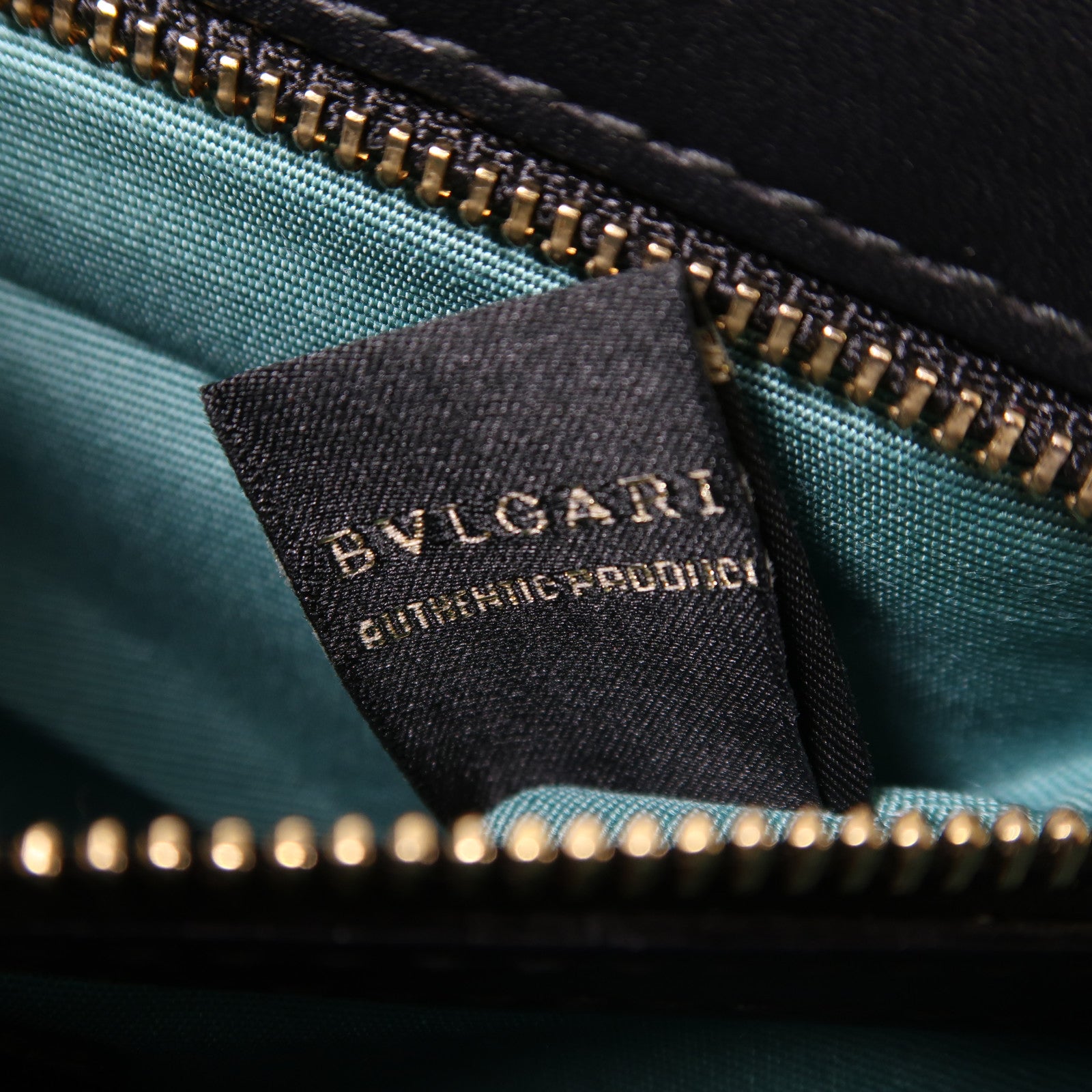 BVLGARI 牛皮皮革Serpenti Forever金扣鏈帶肩背袋