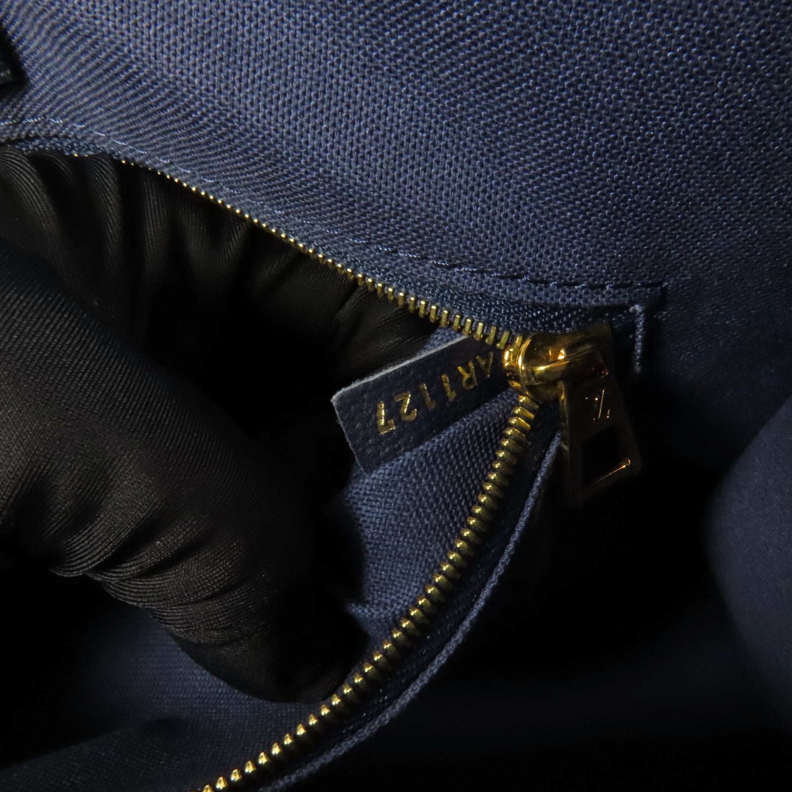 LOUIS VUITTON Epi Veneau MM金扣手挽肩背兩用袋