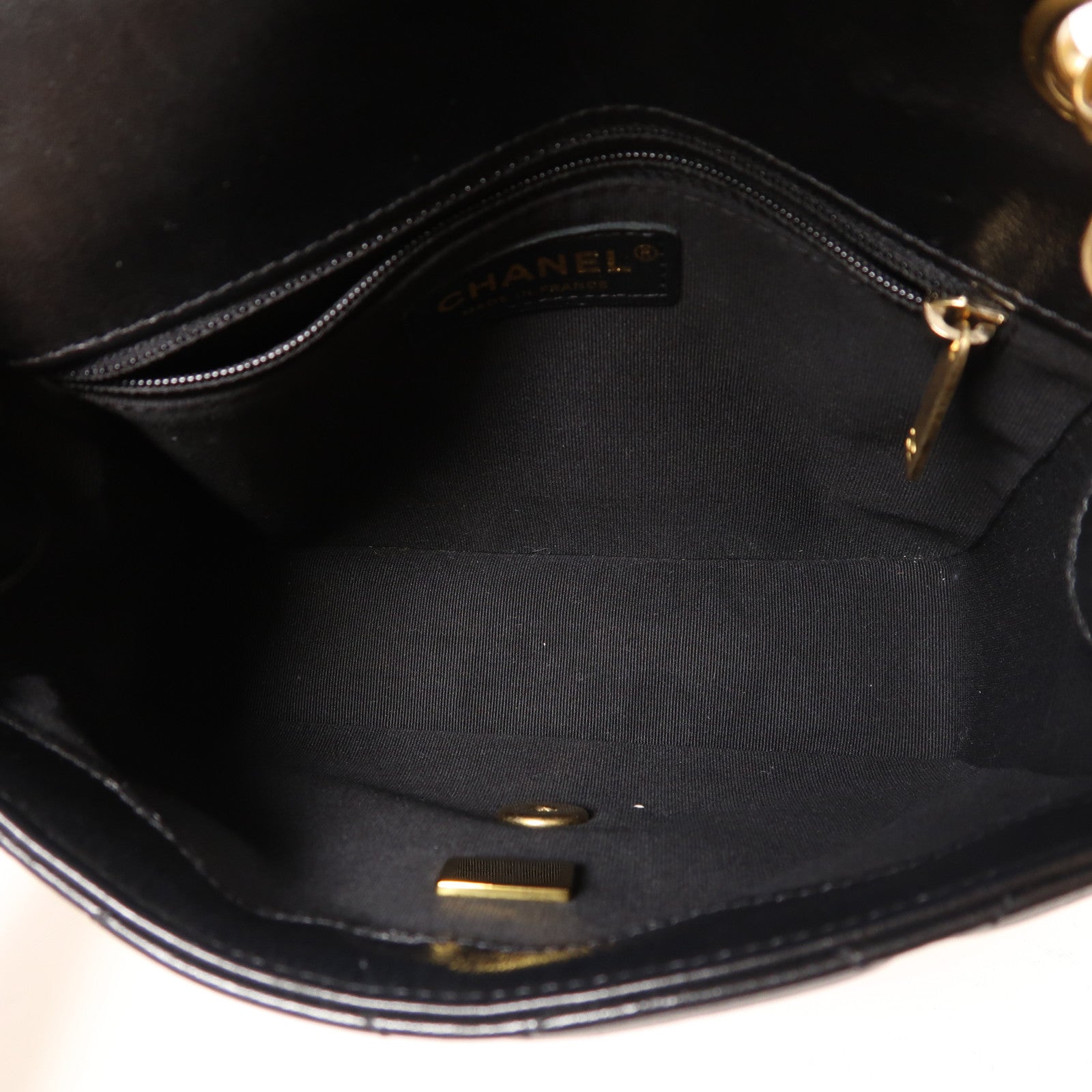 CHANEL 【激減優惠】羊皮皮革Medallion Flap金扣鏈帶肩背袋