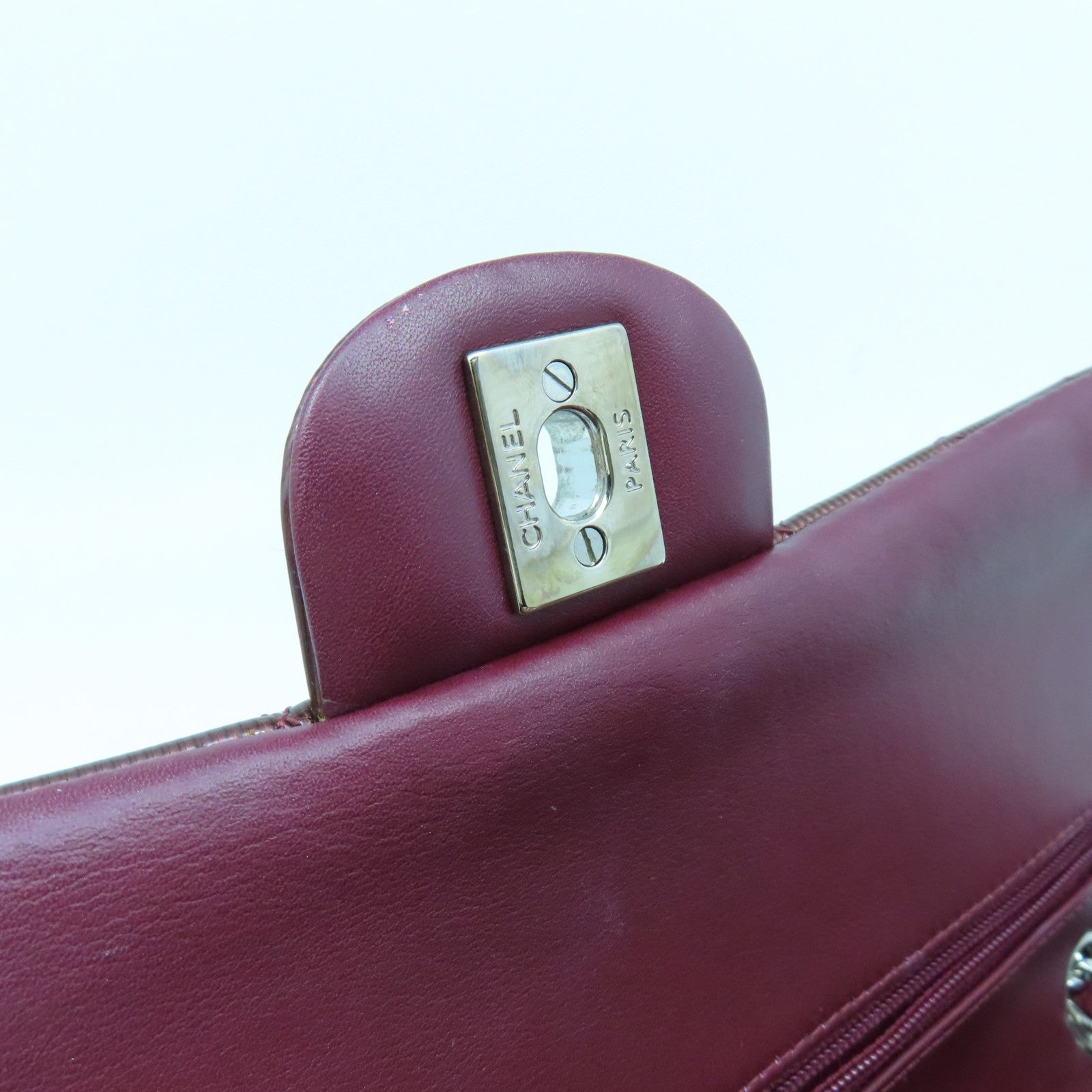 CHANEL **【清倉大減價】菱格漆皮皮革Classic Chain Shoulder Bag銀扣鏈帶肩背袋啡色